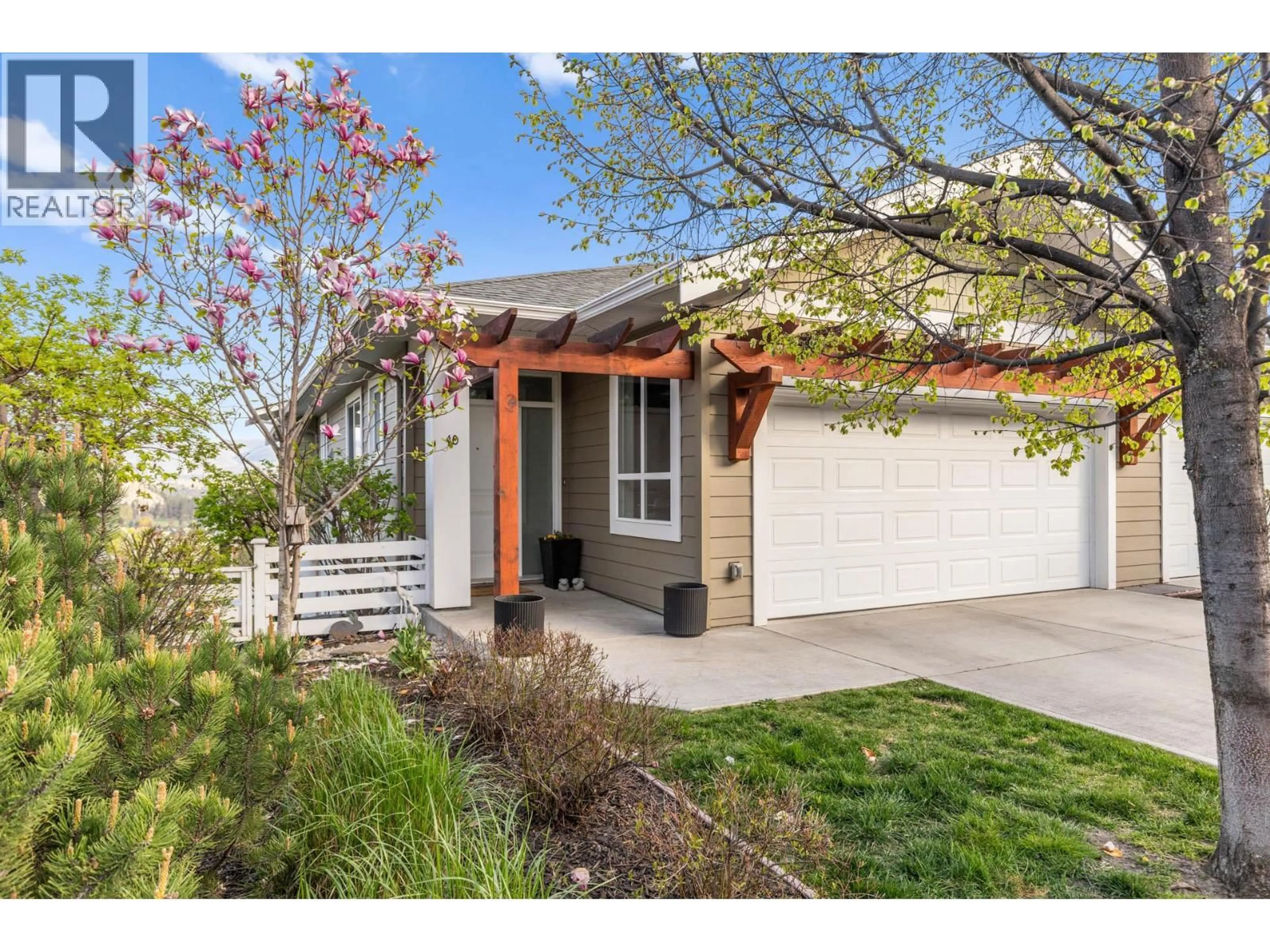 Unknown for 40 - 625 BOYNTON PLACE, Kelowna British Columbia V1Y0B5