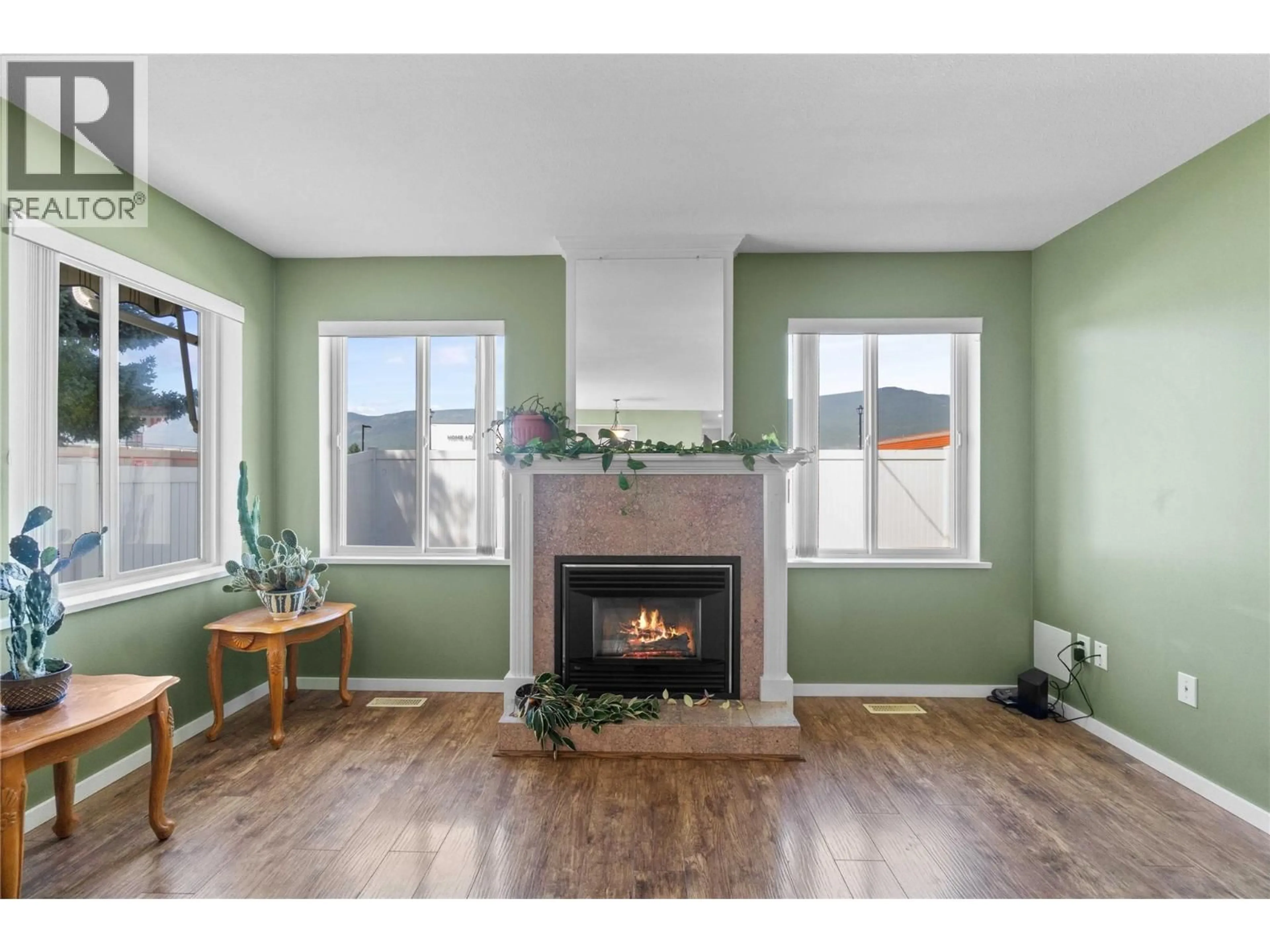 Unknown for 121 - 900 5 AVENUE SOUTHWEST, Salmon Arm British Columbia V1E1L2