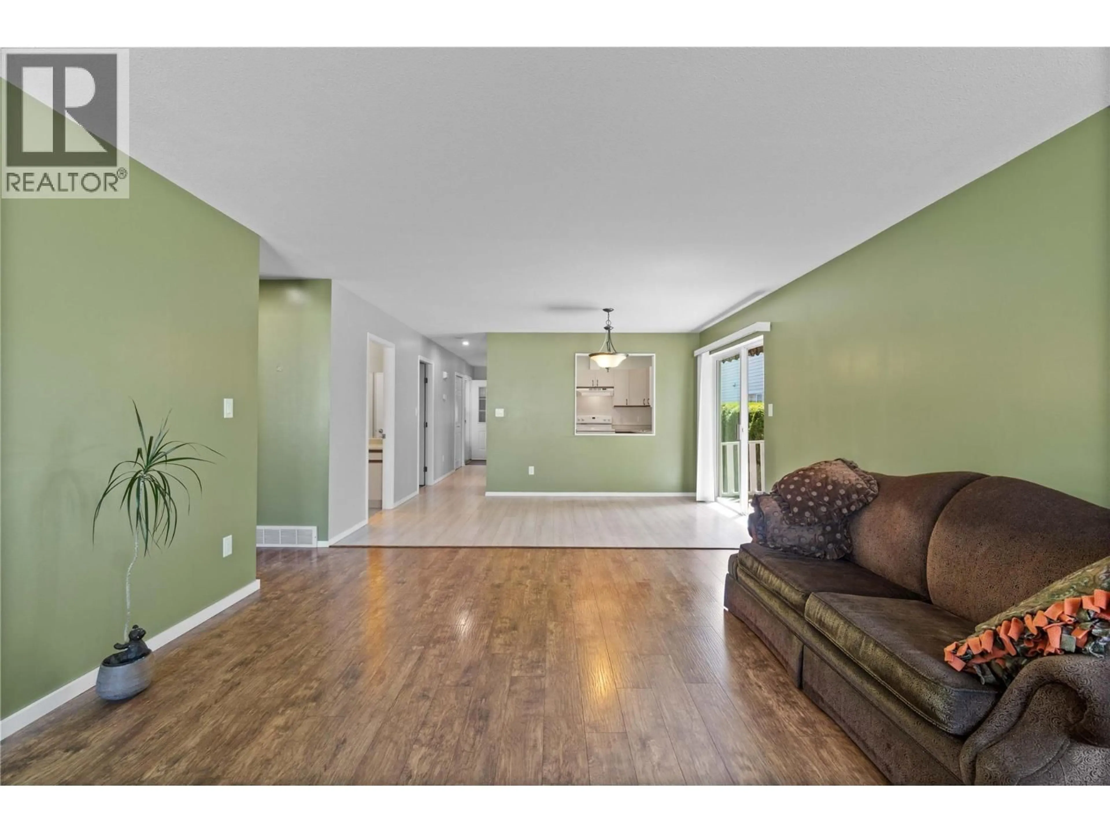 Unknown for 121 - 900 5 AVENUE SOUTHWEST, Salmon Arm British Columbia V1E1L2