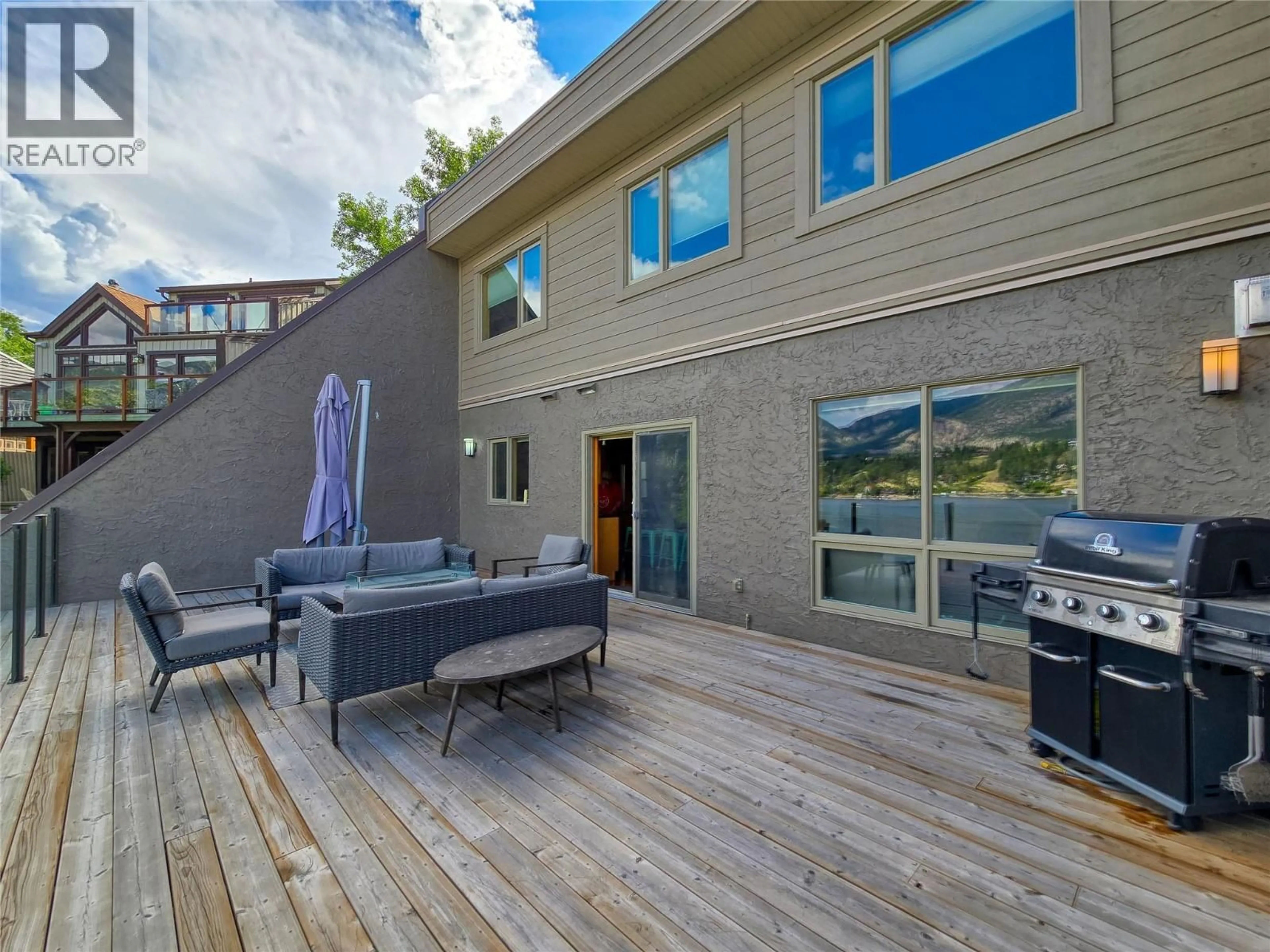 Patio, water/lake/river/ocean view for 4 - 1521 2ND AVENUE, Invermere British Columbia V0A1K0