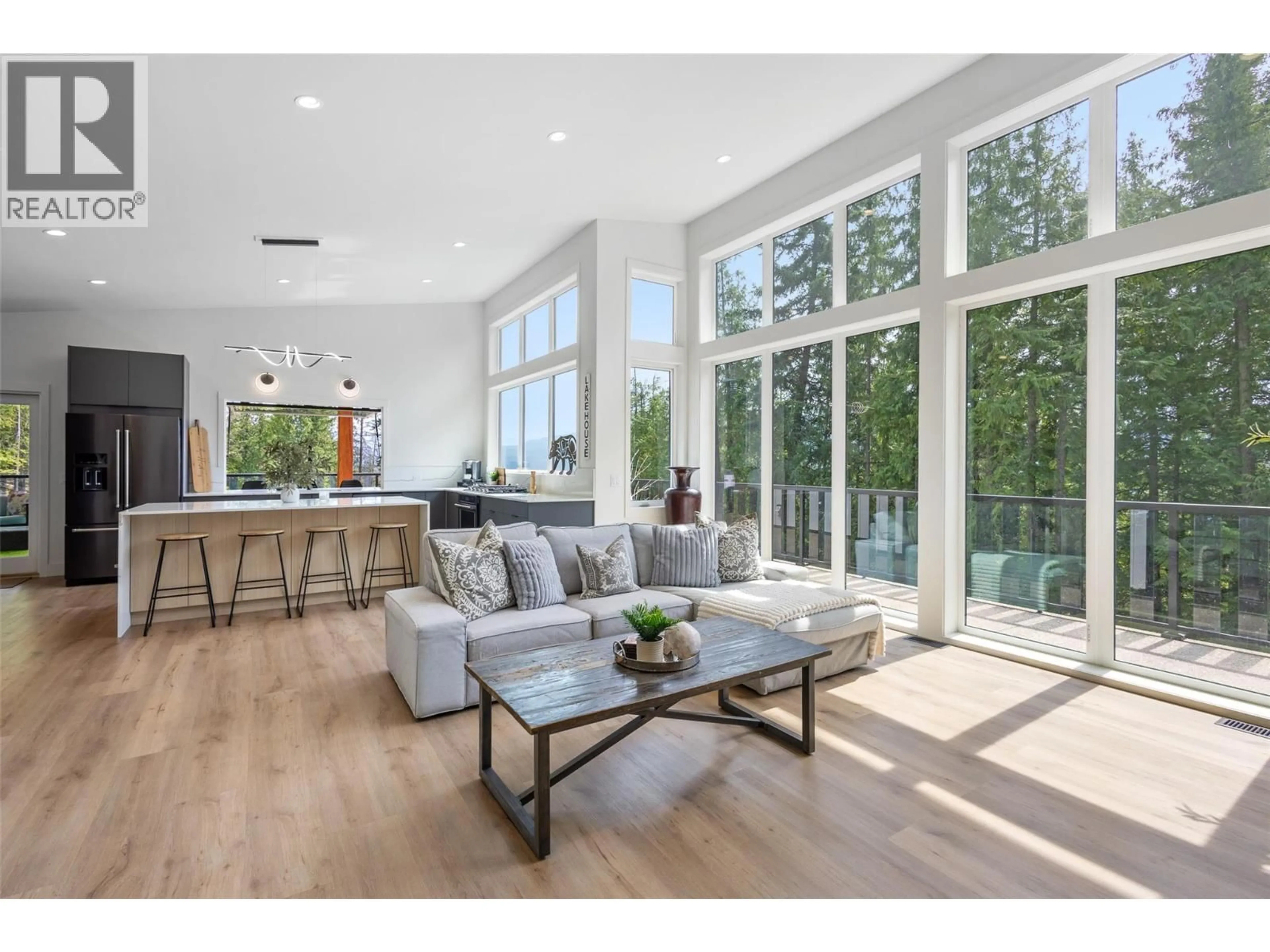 Open concept kitchen, unknown for 7249 ANGLEMONT WAY, Anglemont British Columbia V0E1M8