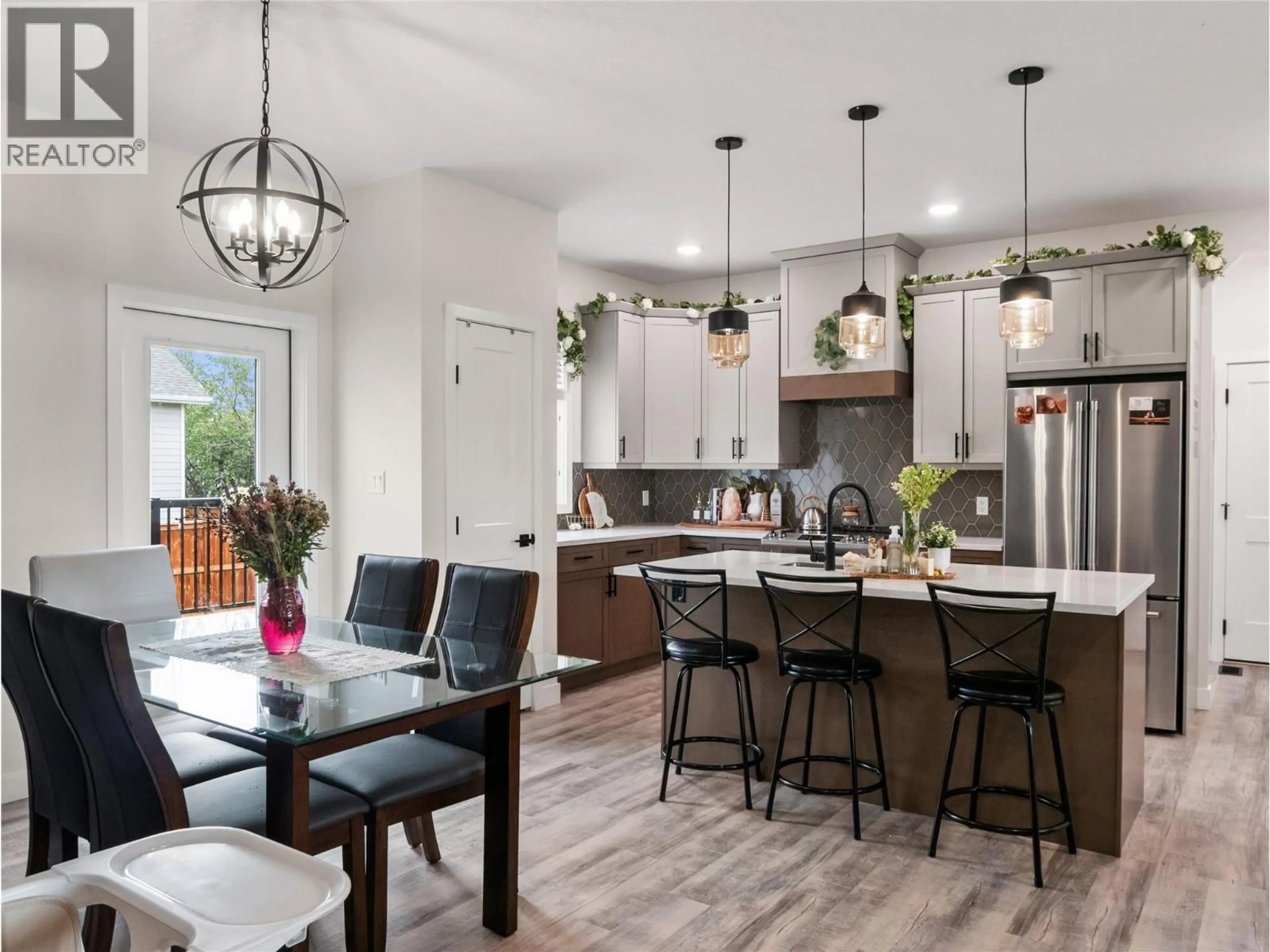 Open concept kitchen, unknown for 1416 108 AVENUE, Dawson Creek British Columbia V1G2T3