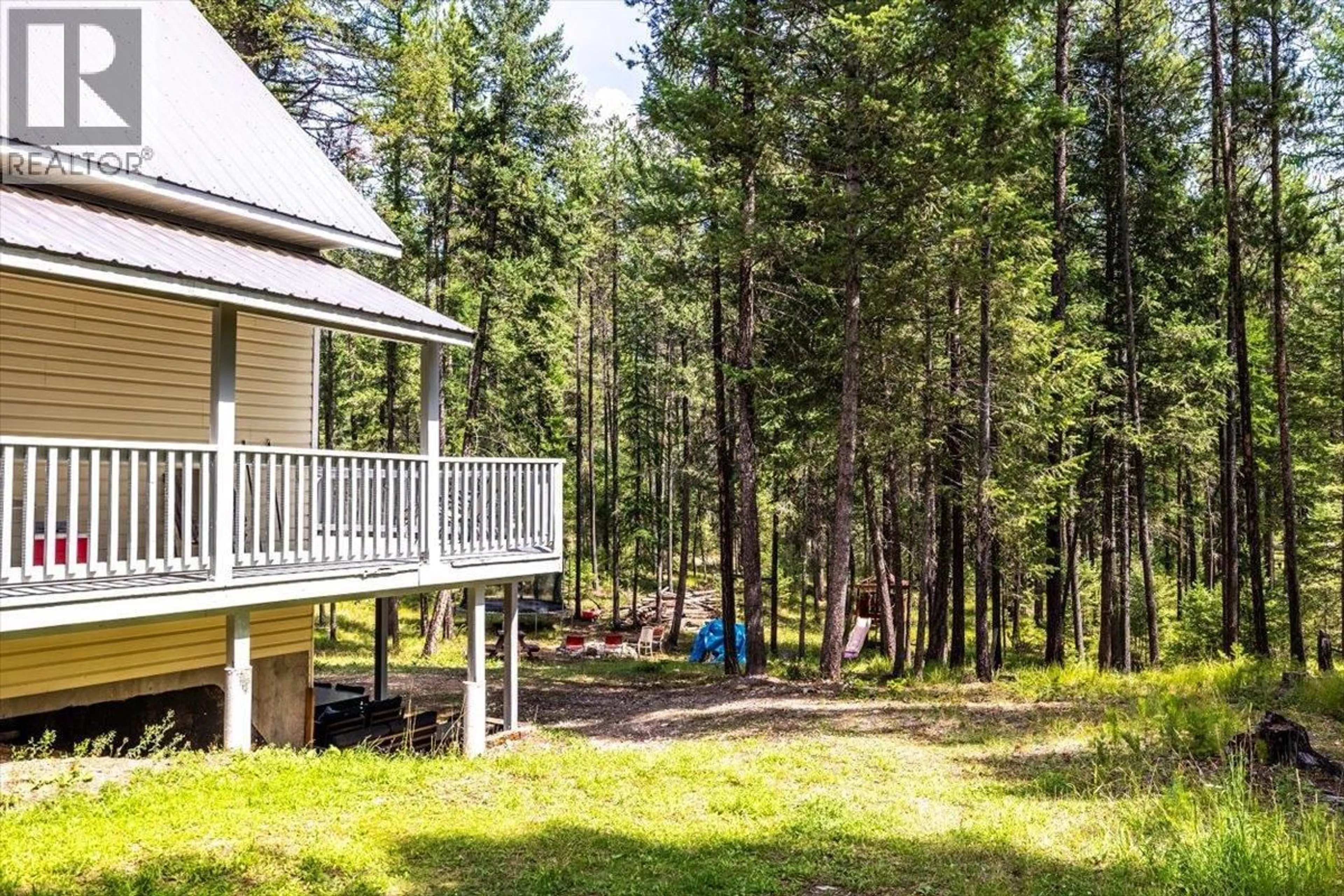 Patio, forest/trees view for 6660 MCLEAN ROAD, Jaffray British Columbia V0B1T0