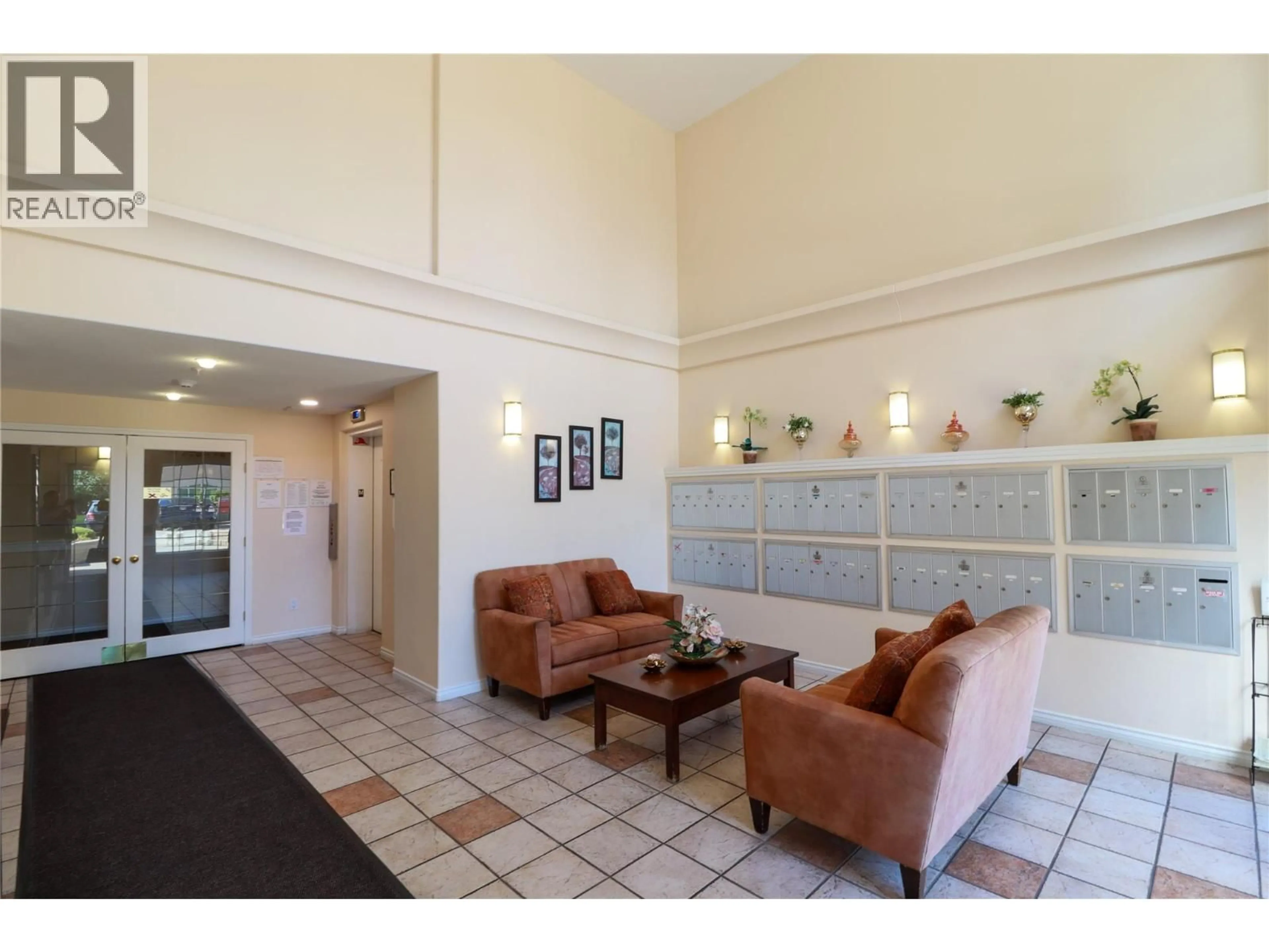 Lobby for 701 - 2245 ATKINSON STREET, Penticton British Columbia V2A8R7
