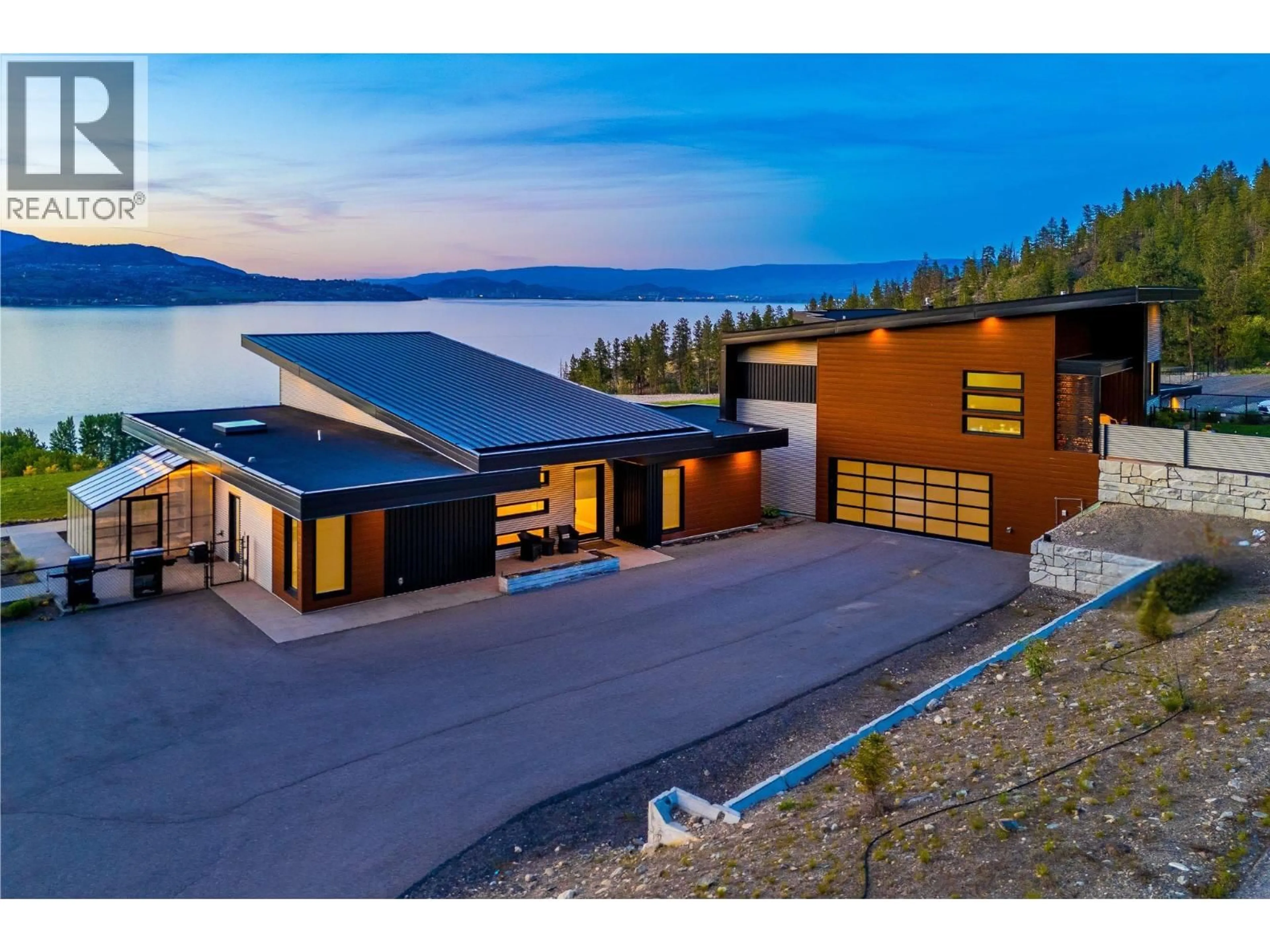 Unknown for 6101 LAKESHORE ROAD, Kelowna British Columbia V1W4J5