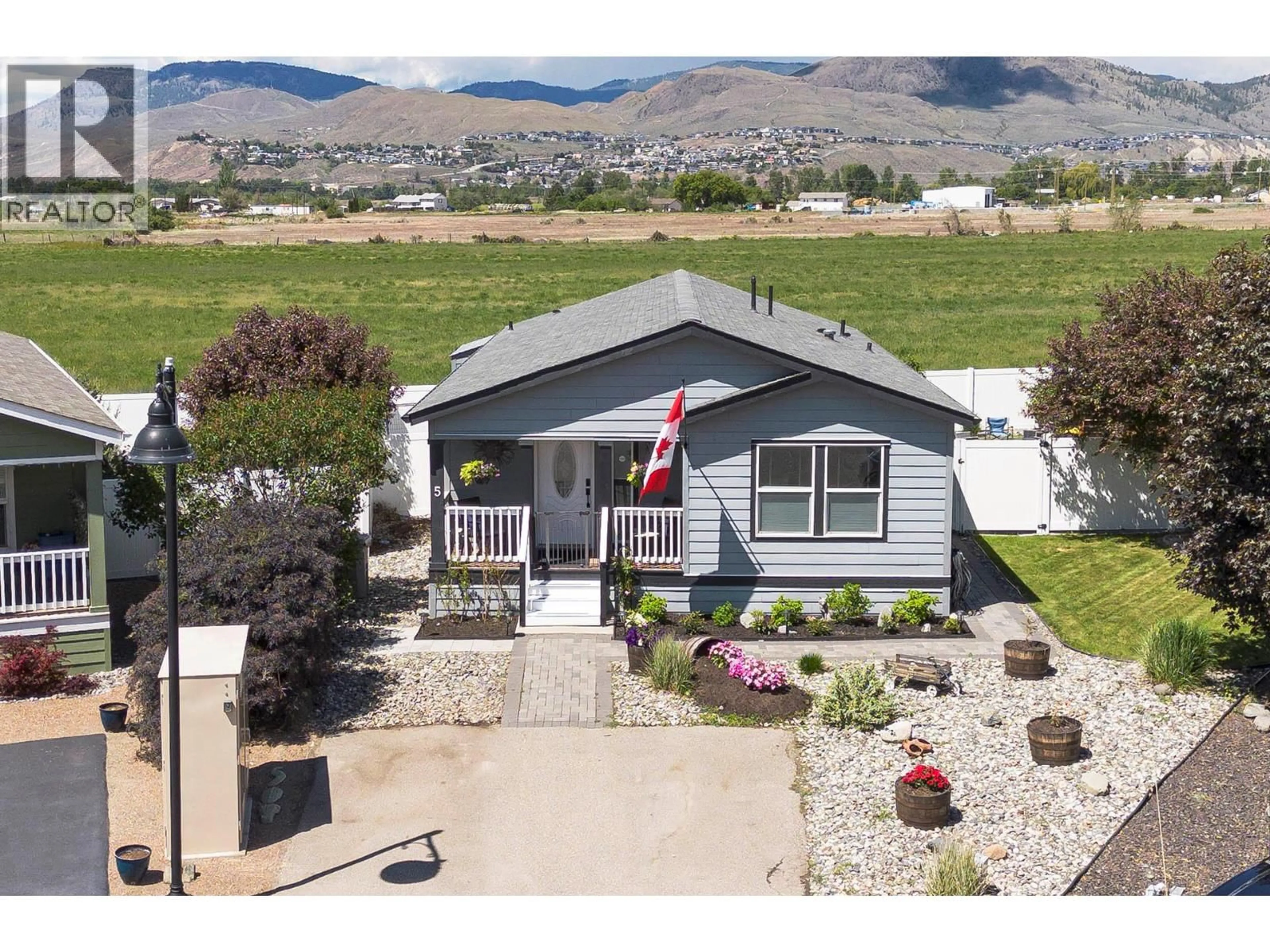 A pic from outside/outdoor area/front of a property/back of a property/a pic from drone, mountain view for 5 - 1030 RICARDO ROAD, Kamloops British Columbia V2H0C7