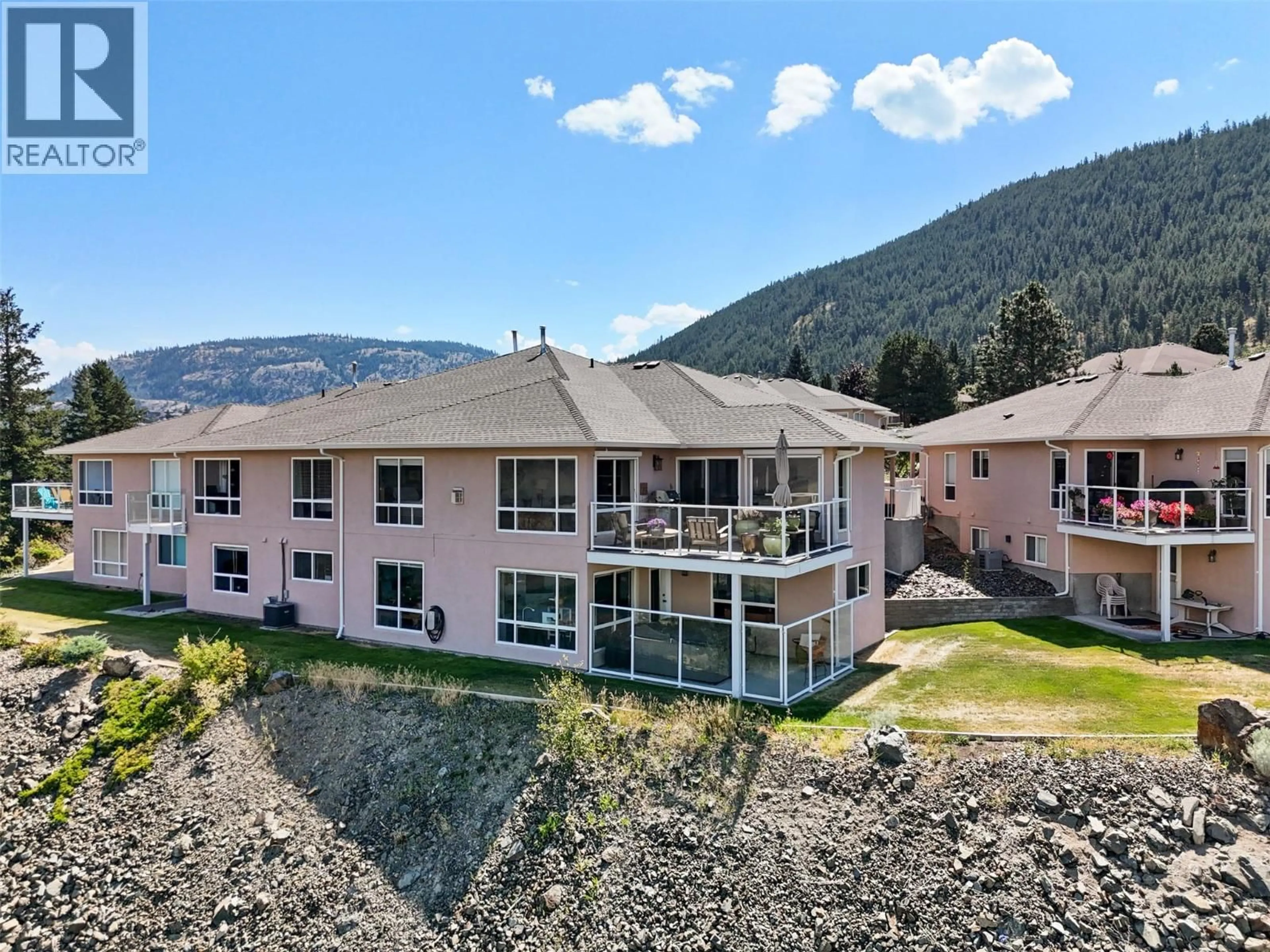 A pic from outside/outdoor area/front of a property/back of a property/a pic from drone, water/lake/river/ocean view for 21 - 2630 NECHAKO DRIVE, Kamloops British Columbia V2E2C9