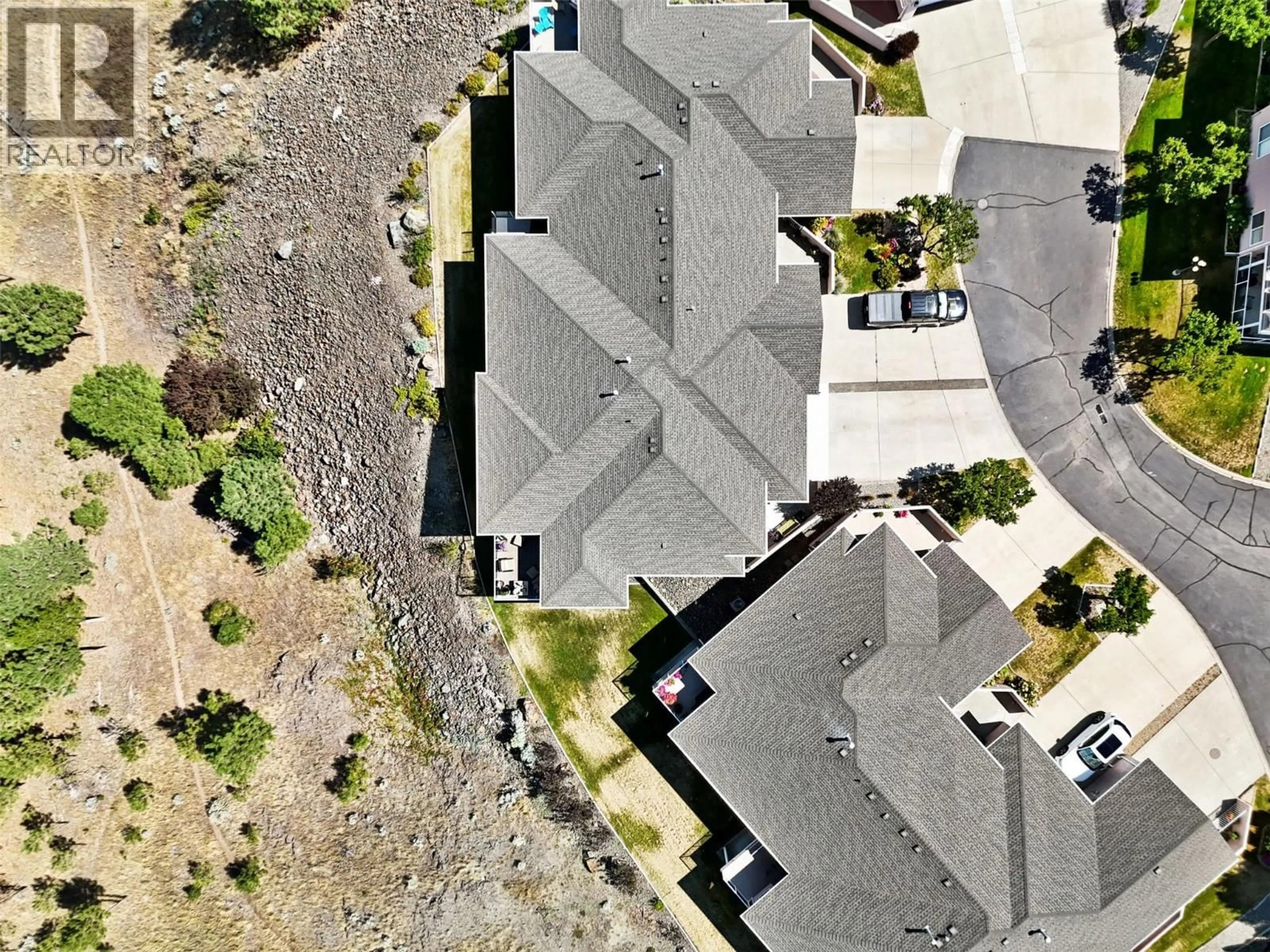 A pic from outside/outdoor area/front of a property/back of a property/a pic from drone, street for 21 - 2630 NECHAKO DRIVE, Kamloops British Columbia V2E2C9