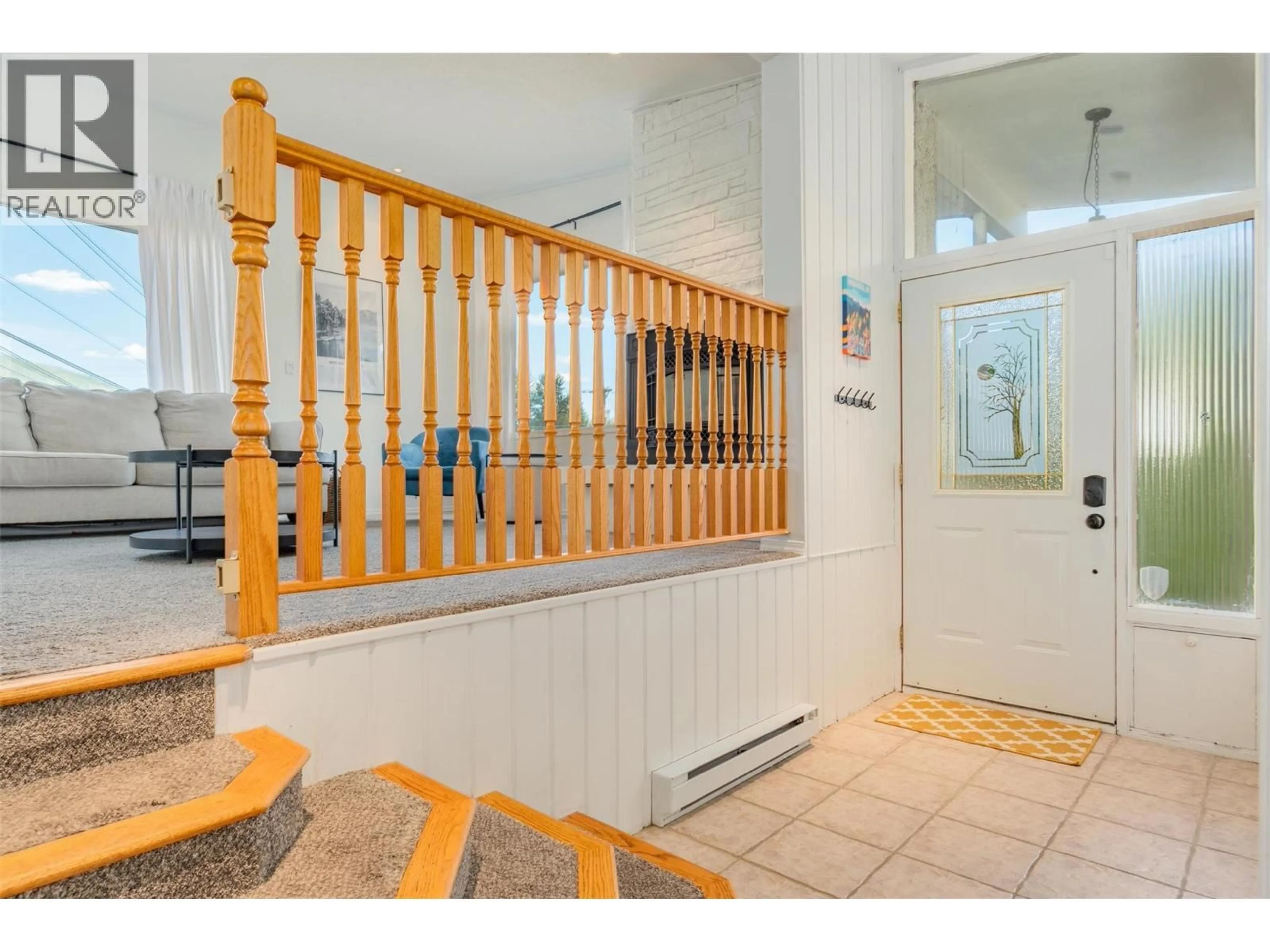 Indoor entryway for 511 FORREST DRIVE, Warfield British Columbia V1R2H3