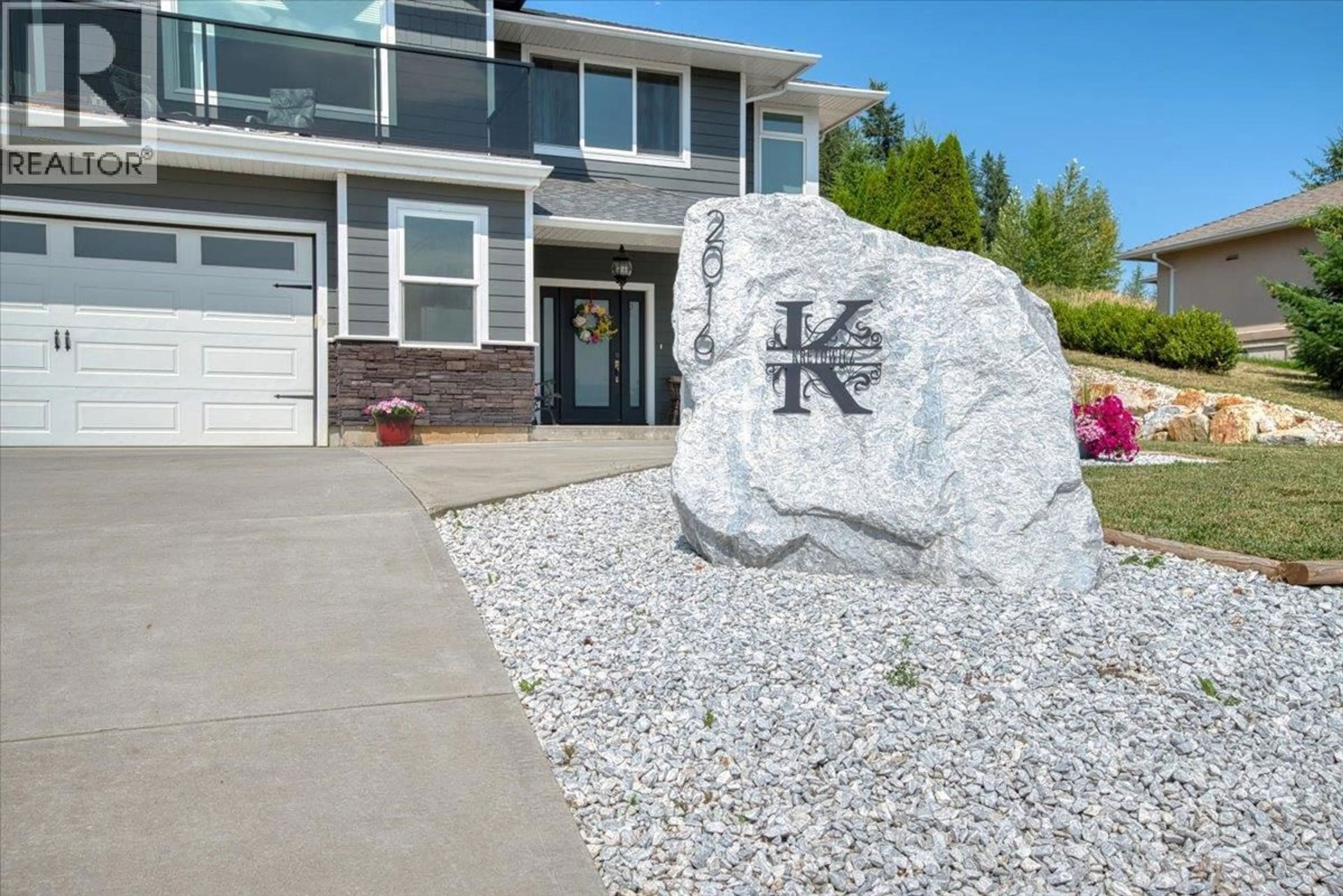 Unknown for 2016 MOUNTAIN VIEW AVENUE, Lumby British Columbia V0E2G0