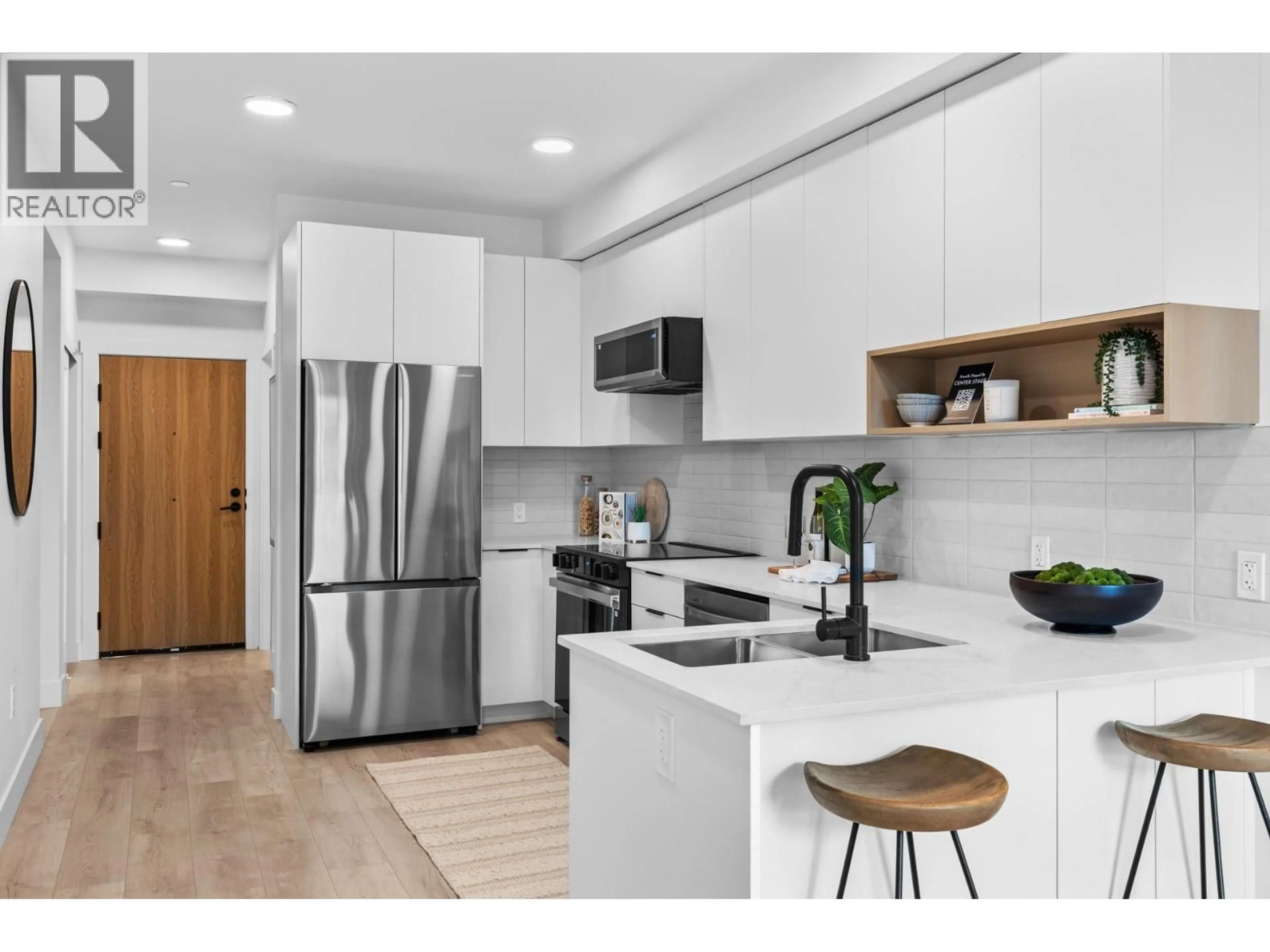 Open concept kitchen, unknown for 403 - 620 CORONATION AVENUE, Kelowna British Columbia V1Y7A1