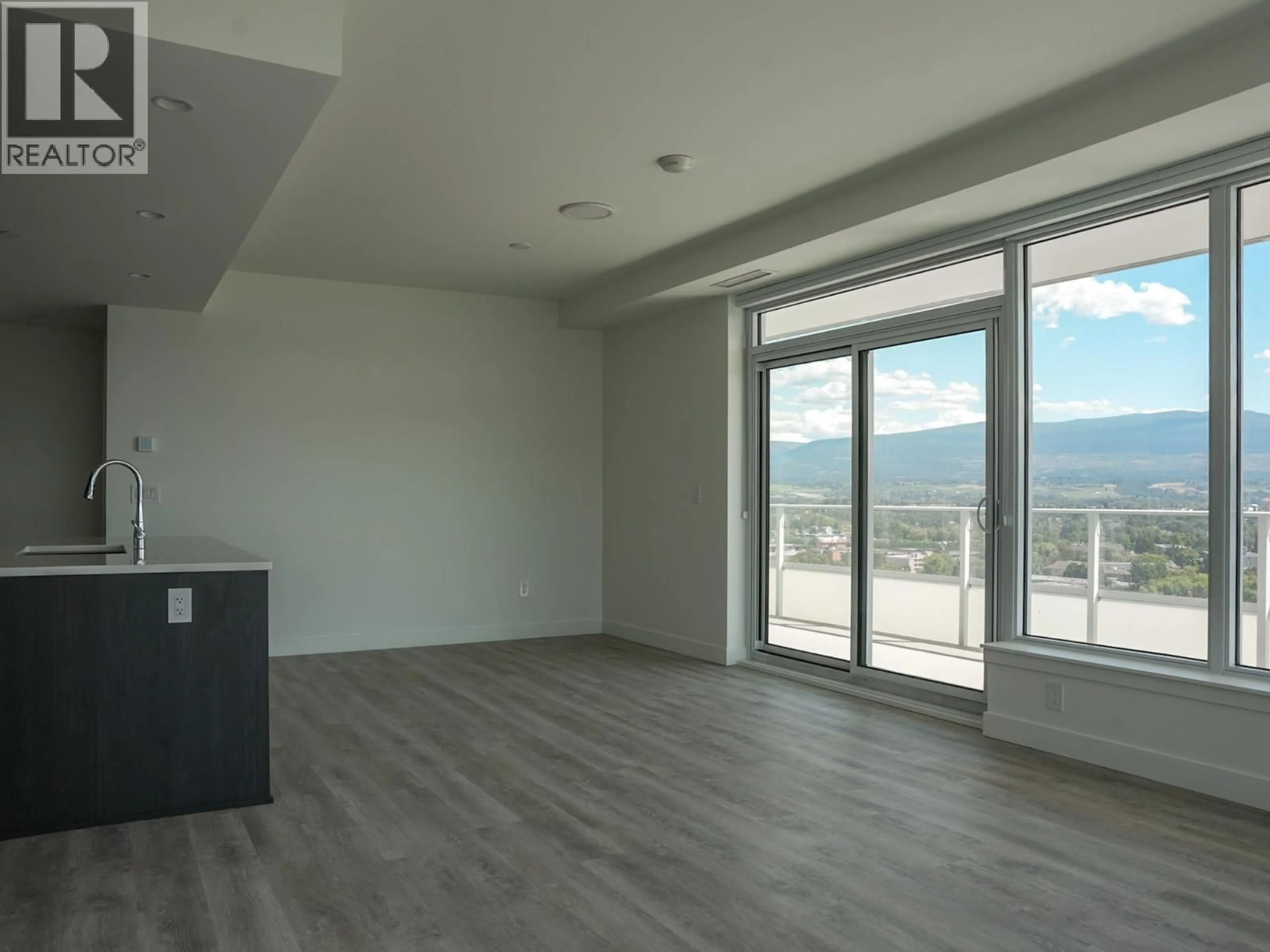 A pic of a room for 1507 - 238 LEON AVENUE, Kelowna British Columbia V1Y6H9