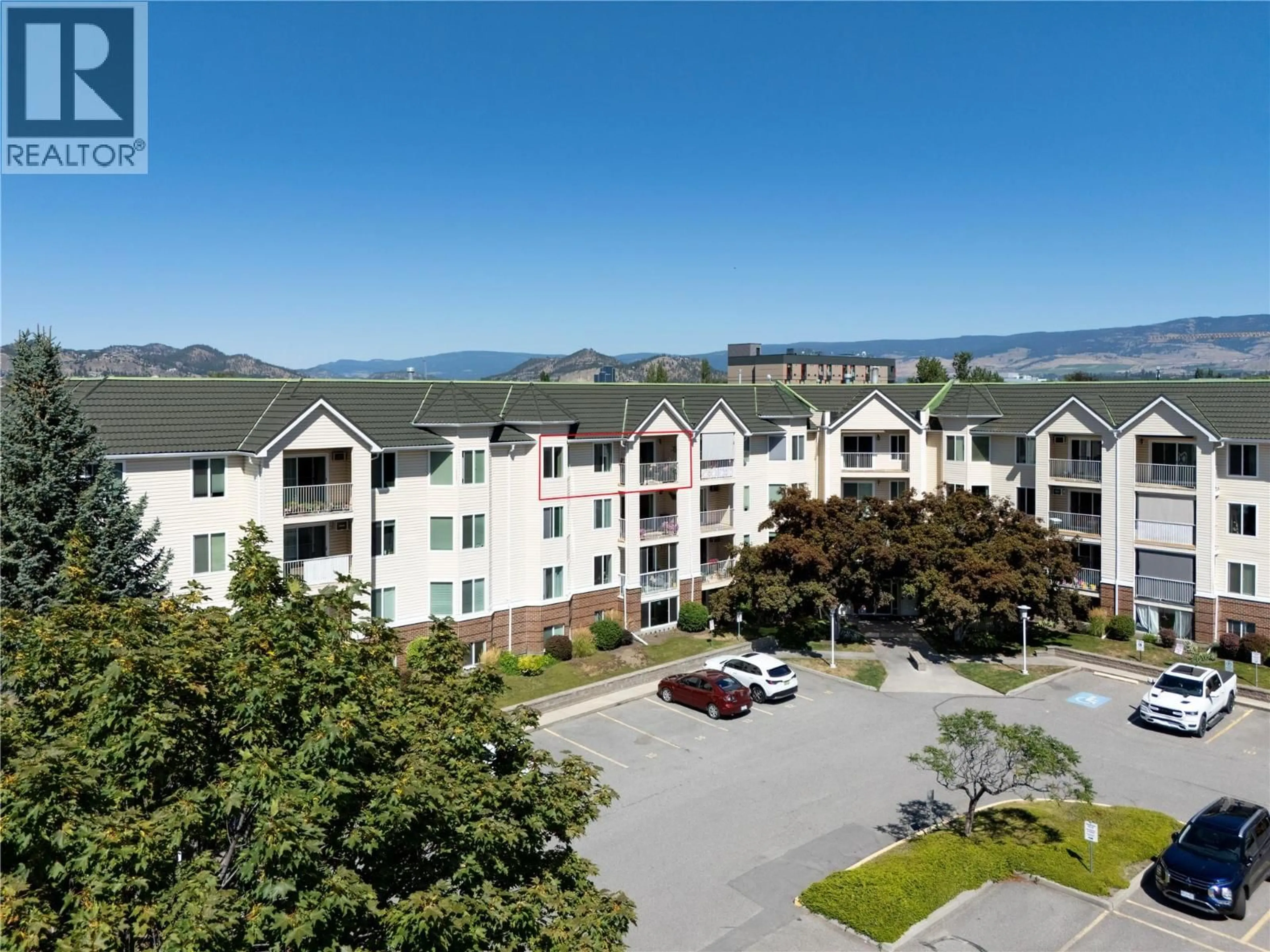A pic from outside/outdoor area/front of a property/back of a property/a pic from drone, mountain view for 404 - 3160 CASORSO ROAD, Kelowna British Columbia V1W3L7