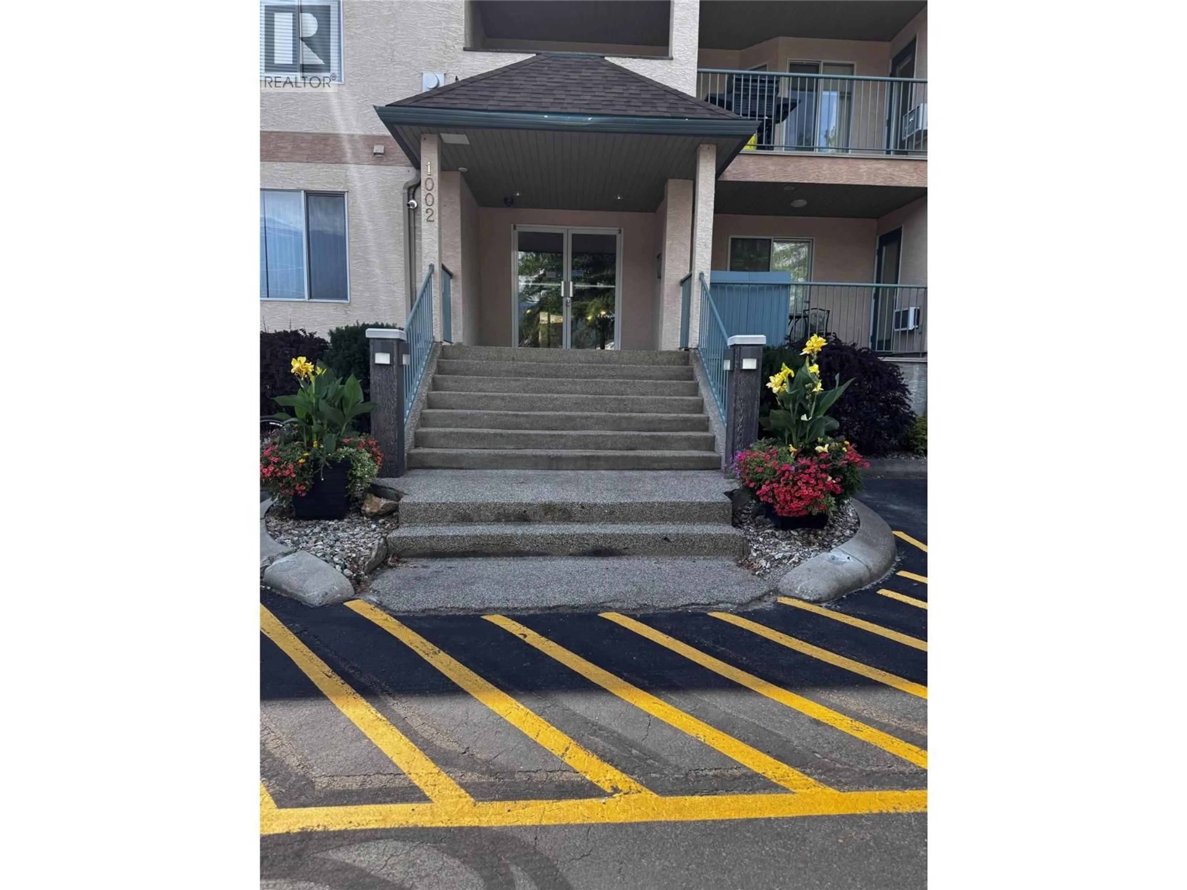 Unknown for 201 - 1002 RIVERSIDE AVENUE, Sicamous British Columbia V0E2V1