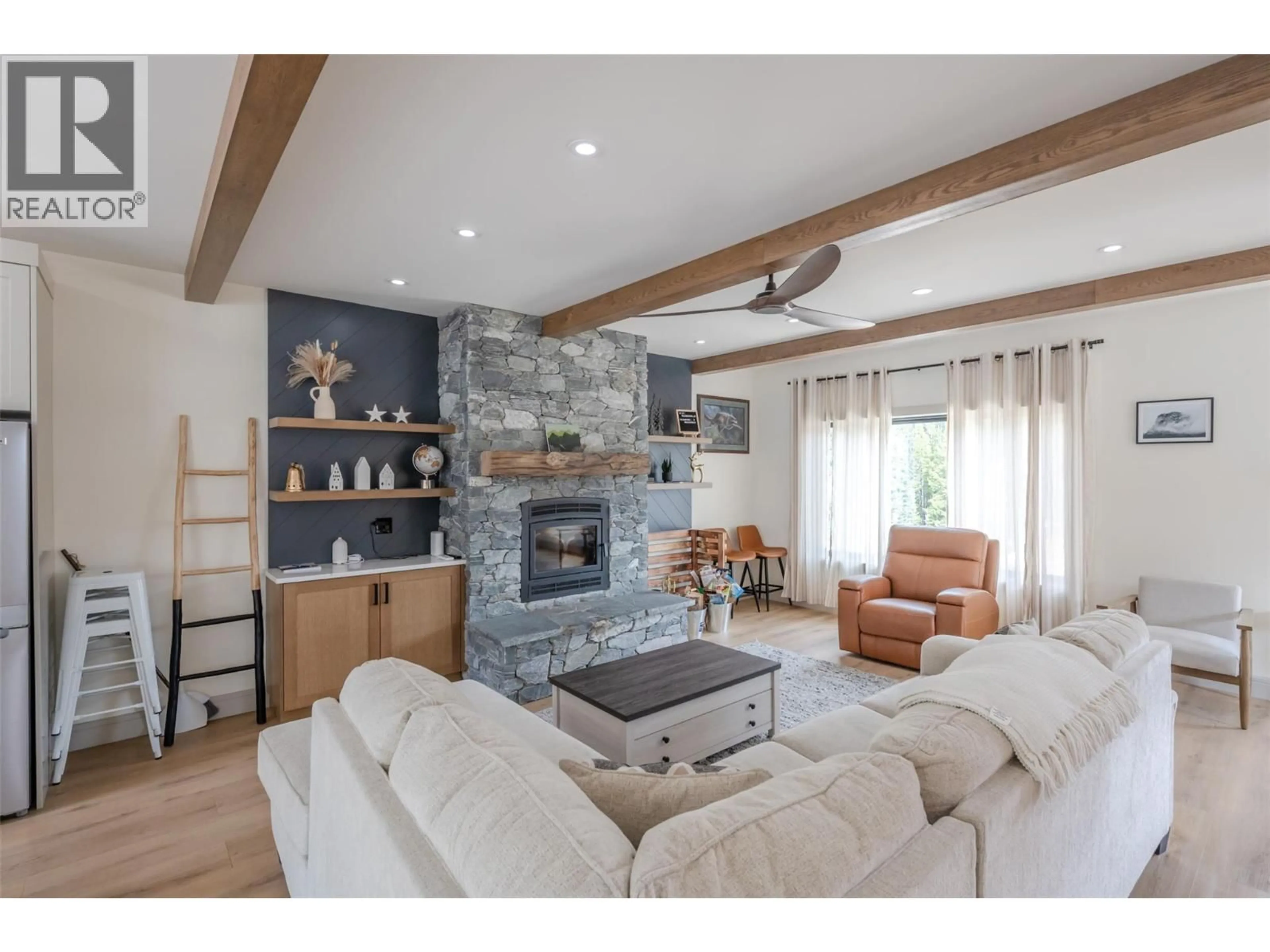 Living room with furniture, unknown for SL1 - 144 CLEARVIEW CRESCENT, Penticton British Columbia V0X1K0
