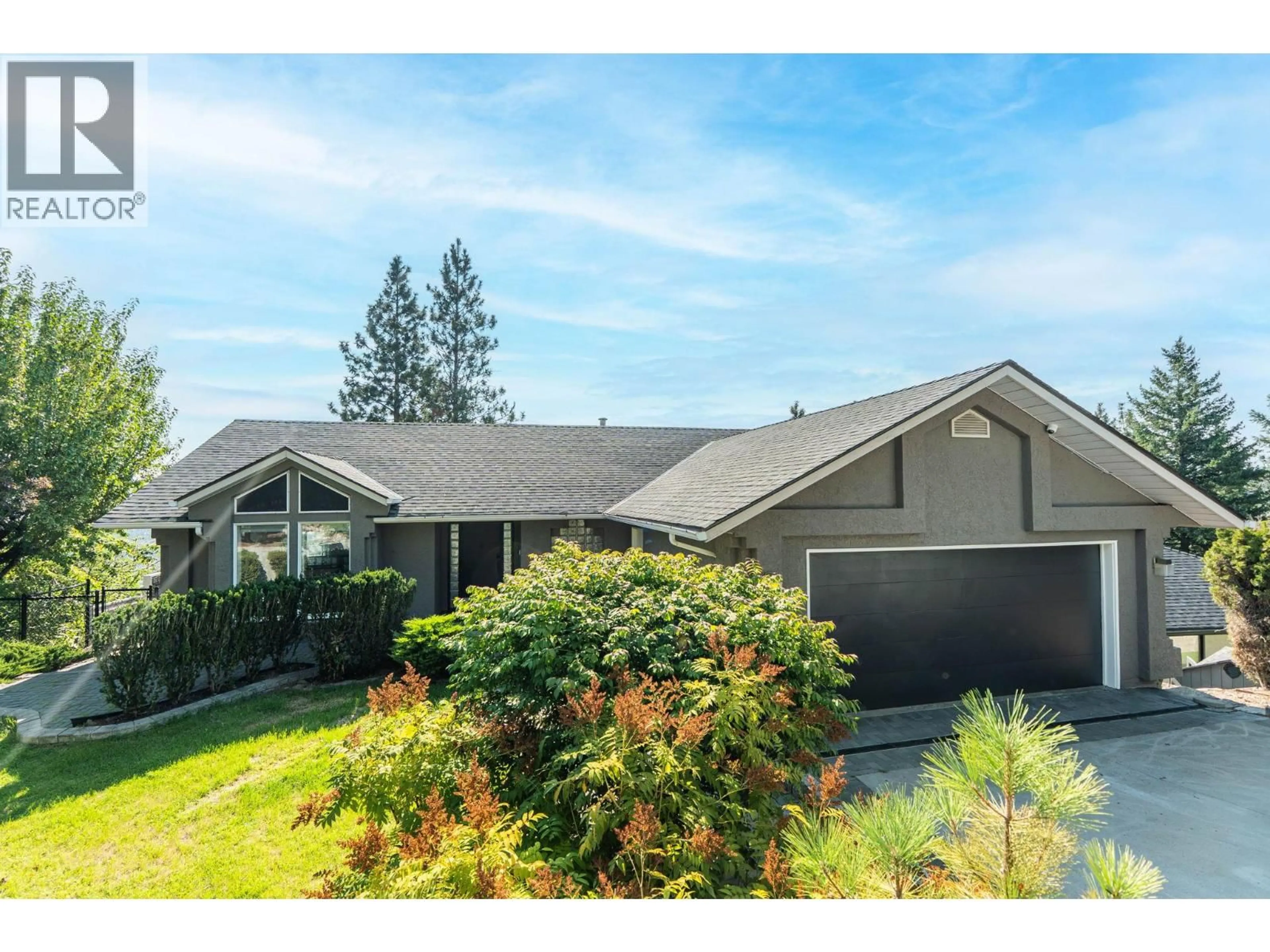 Home with vinyl exterior material, unknown for 873 HORIZON COURT, West Kelowna British Columbia V1Z3L3