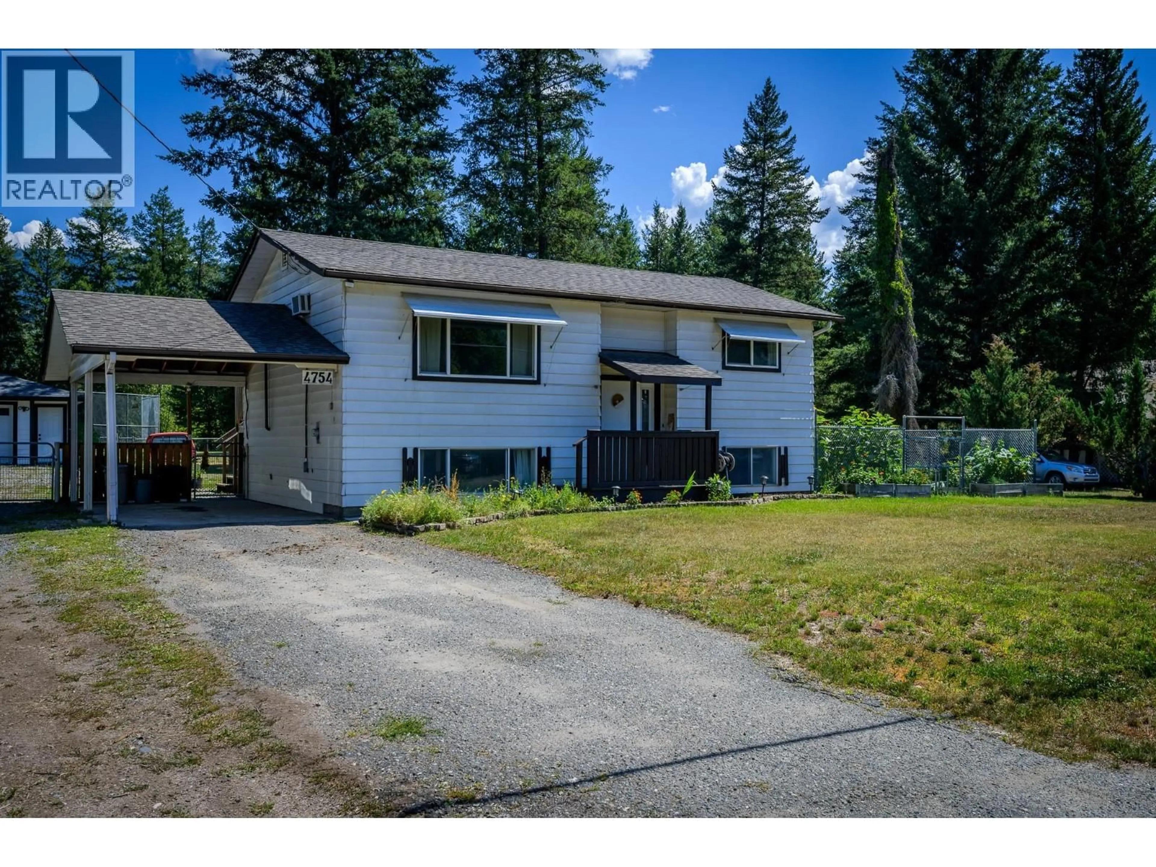 A pic from outside/outdoor area/front of a property/back of a property/a pic from drone, street for 4754 GIBBS ROAD, Barriere British Columbia V0E1E0