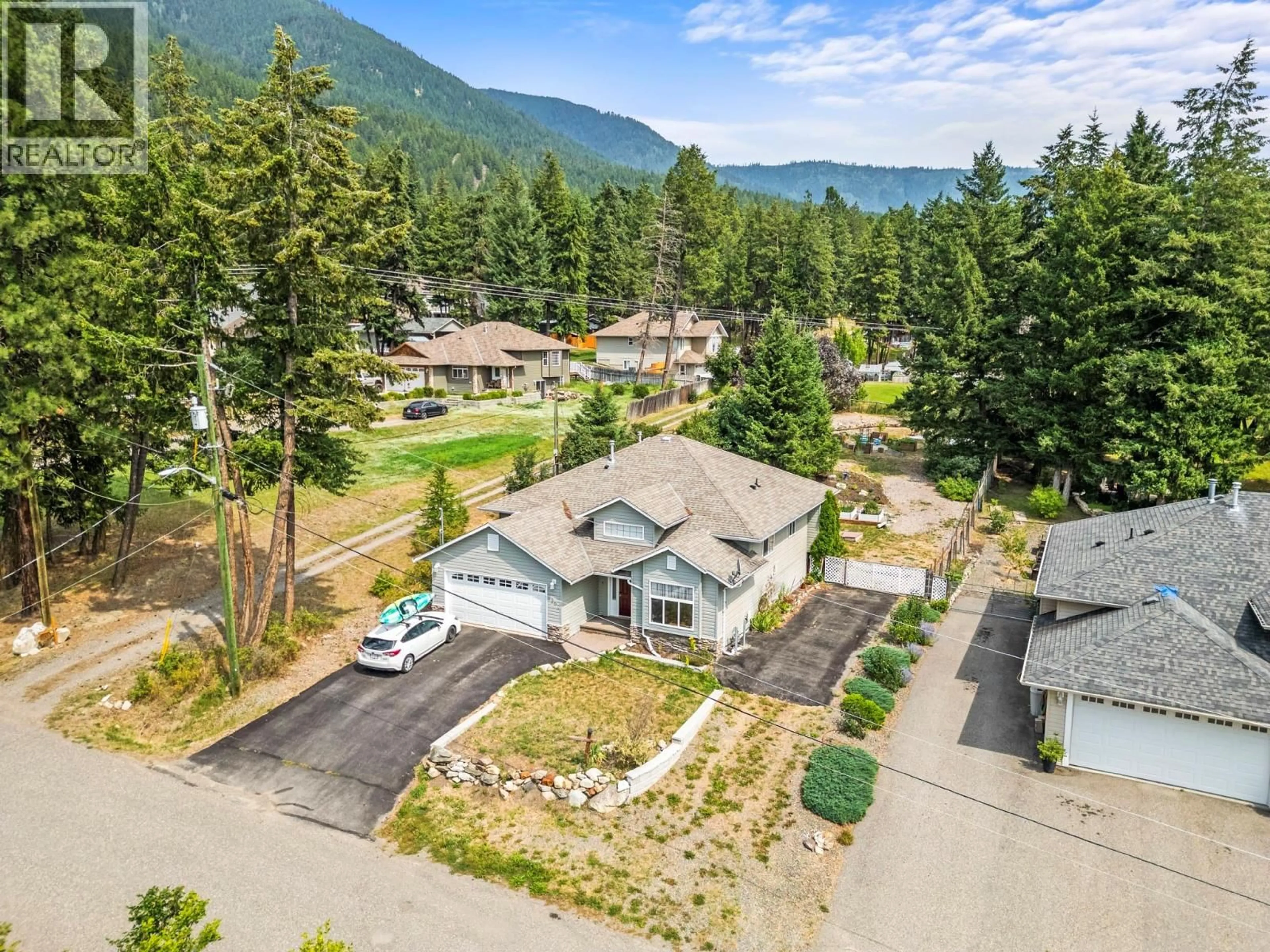 A pic from outside/outdoor area/front of a property/back of a property/a pic from drone, mountain view for 2907 GYP ROAD, Falkland British Columbia V0E1W0
