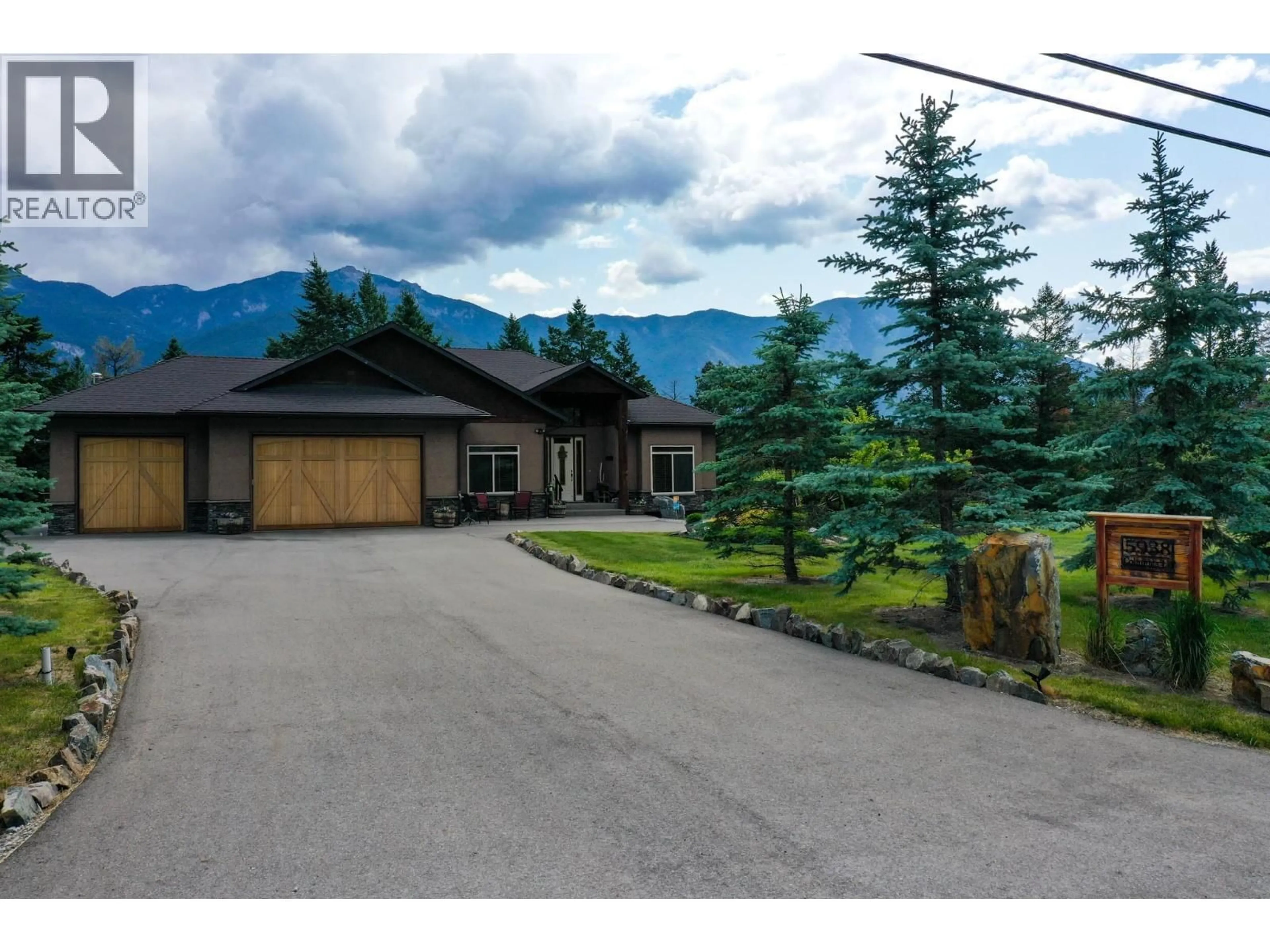 A pic from outside/outdoor area/front of a property/back of a property/a pic from drone, mountain view for 5938 COLUMBIA LAKE ROAD, Fairmont Hot Springs British Columbia V0B1L2