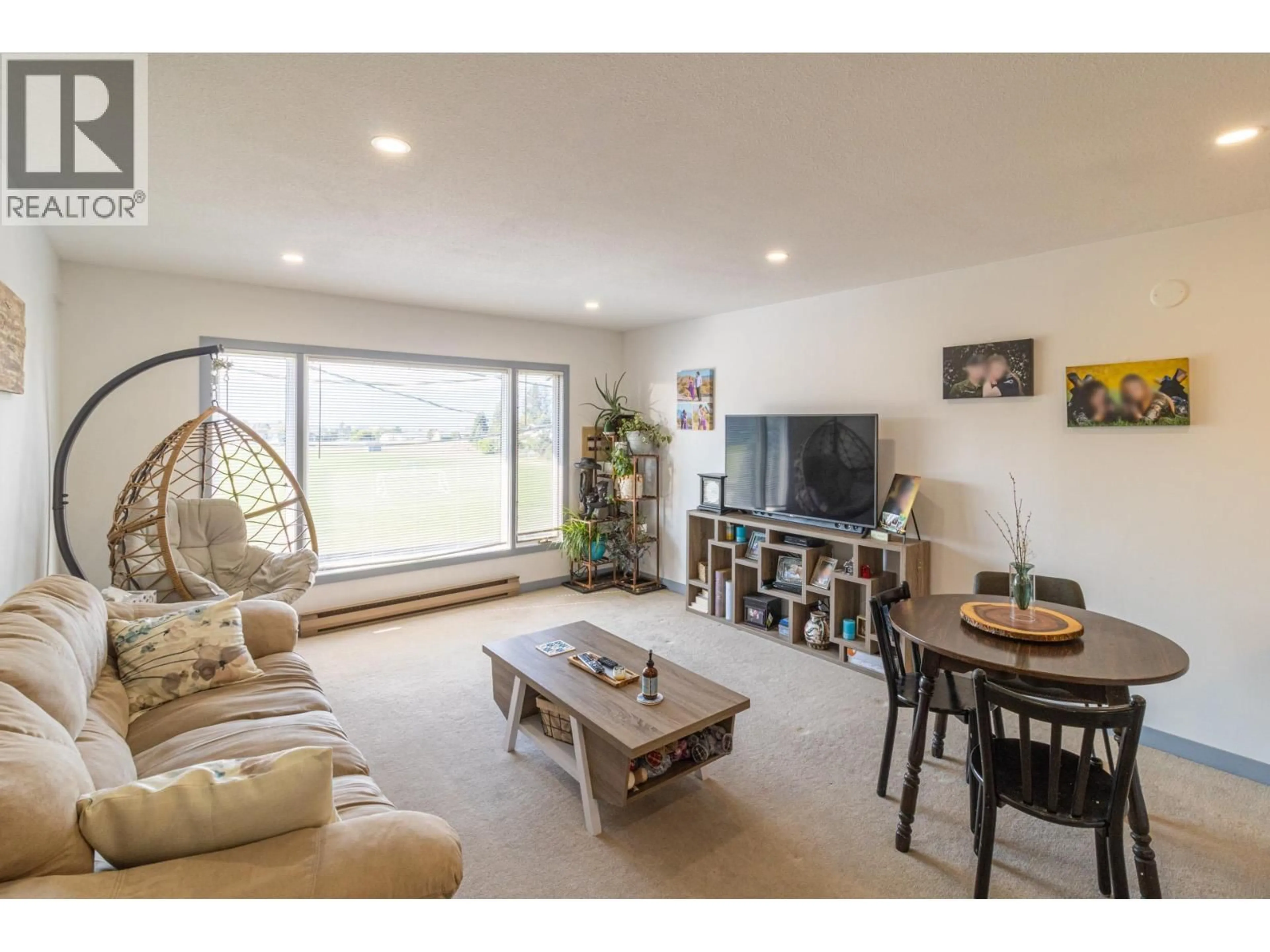Living room with furniture, unknown for 1755 HURL STREET, Creston British Columbia V0B1G5