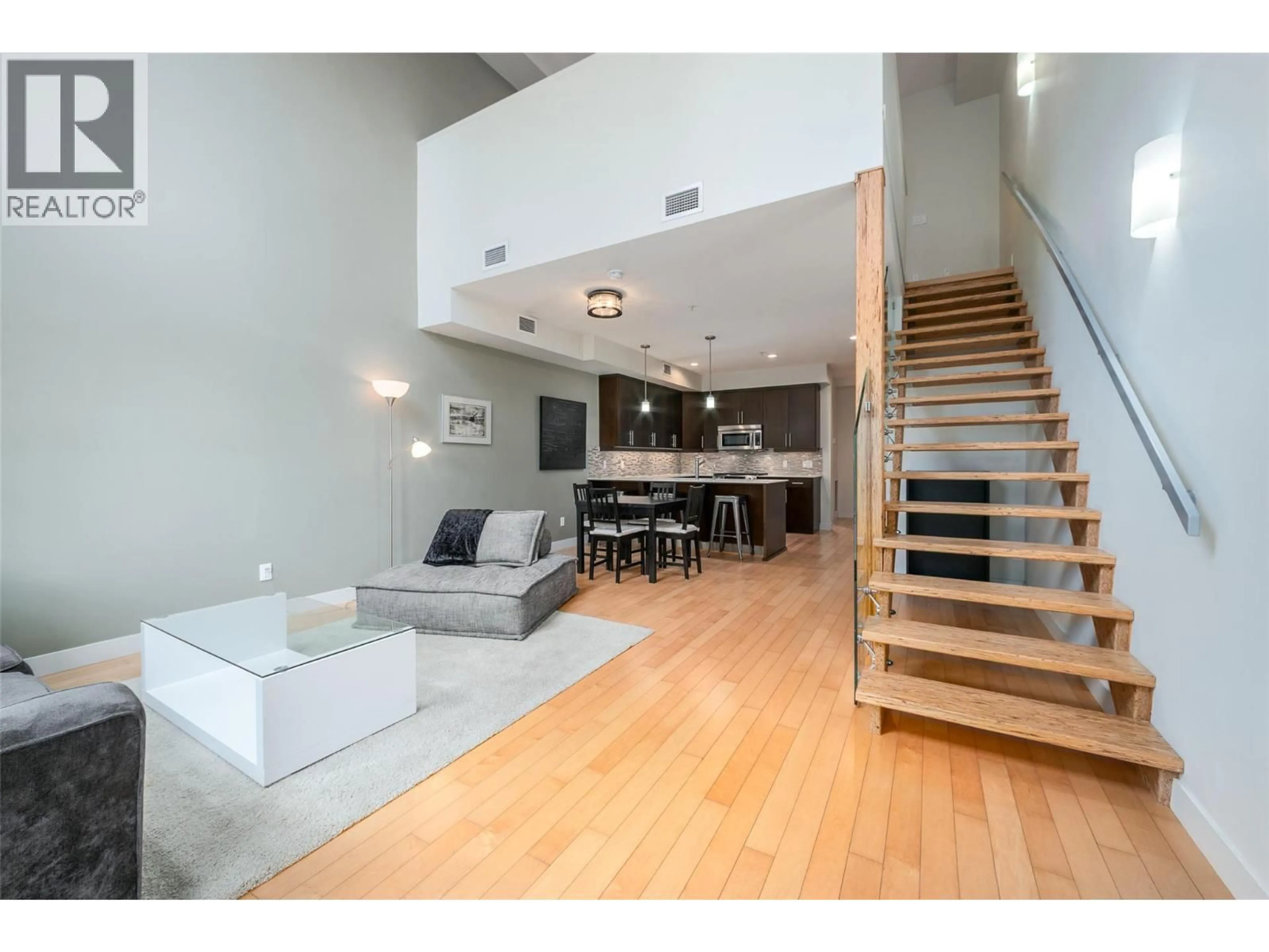 Unknown for 122 - 1495 GRAHAM STREET, Kelowna British Columbia V1Y2A3