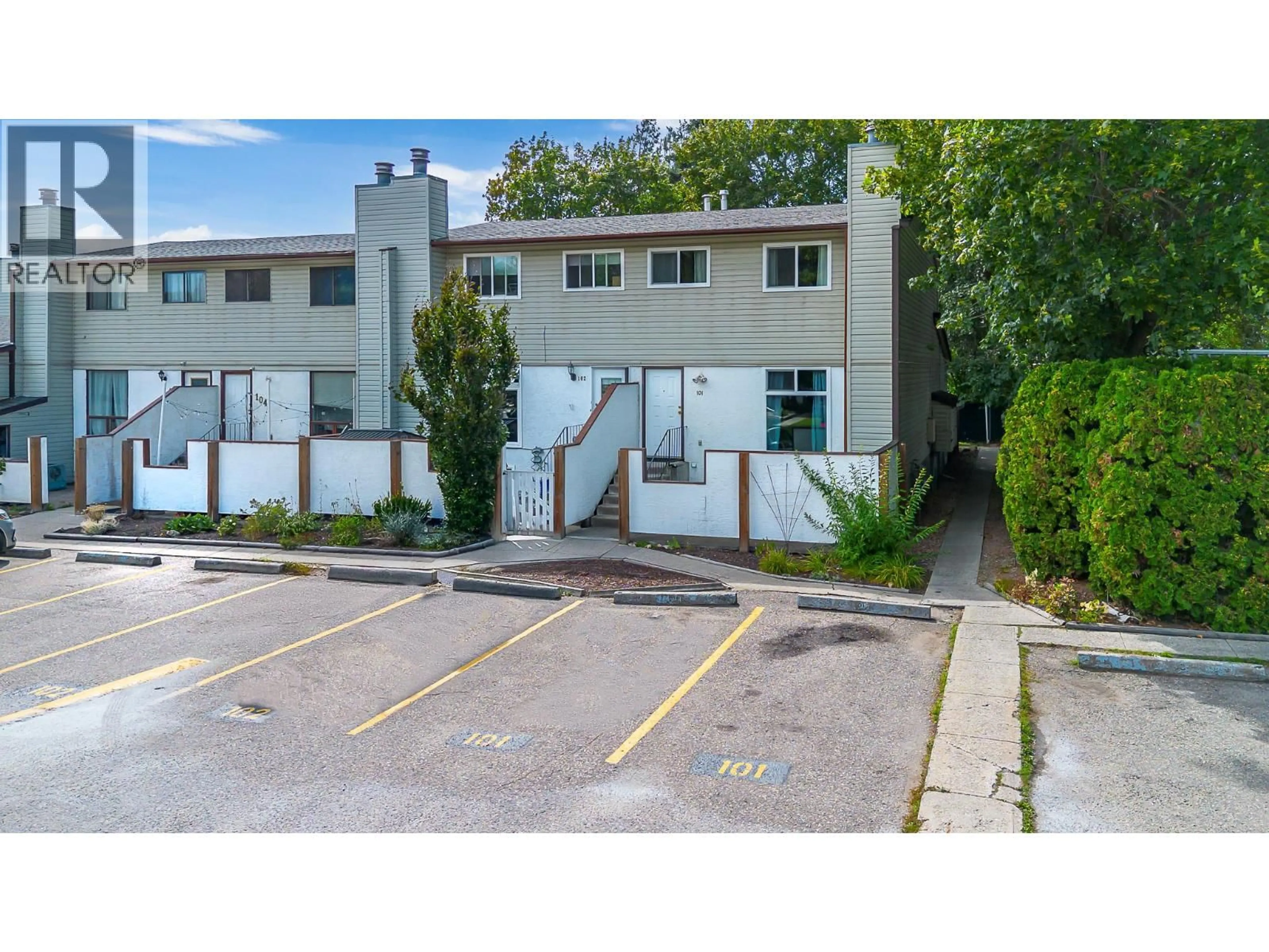 A pic from outside/outdoor area/front of a property/back of a property/a pic from drone, street for 101 - 2100 43 AVENUE, Vernon British Columbia V1T3K5