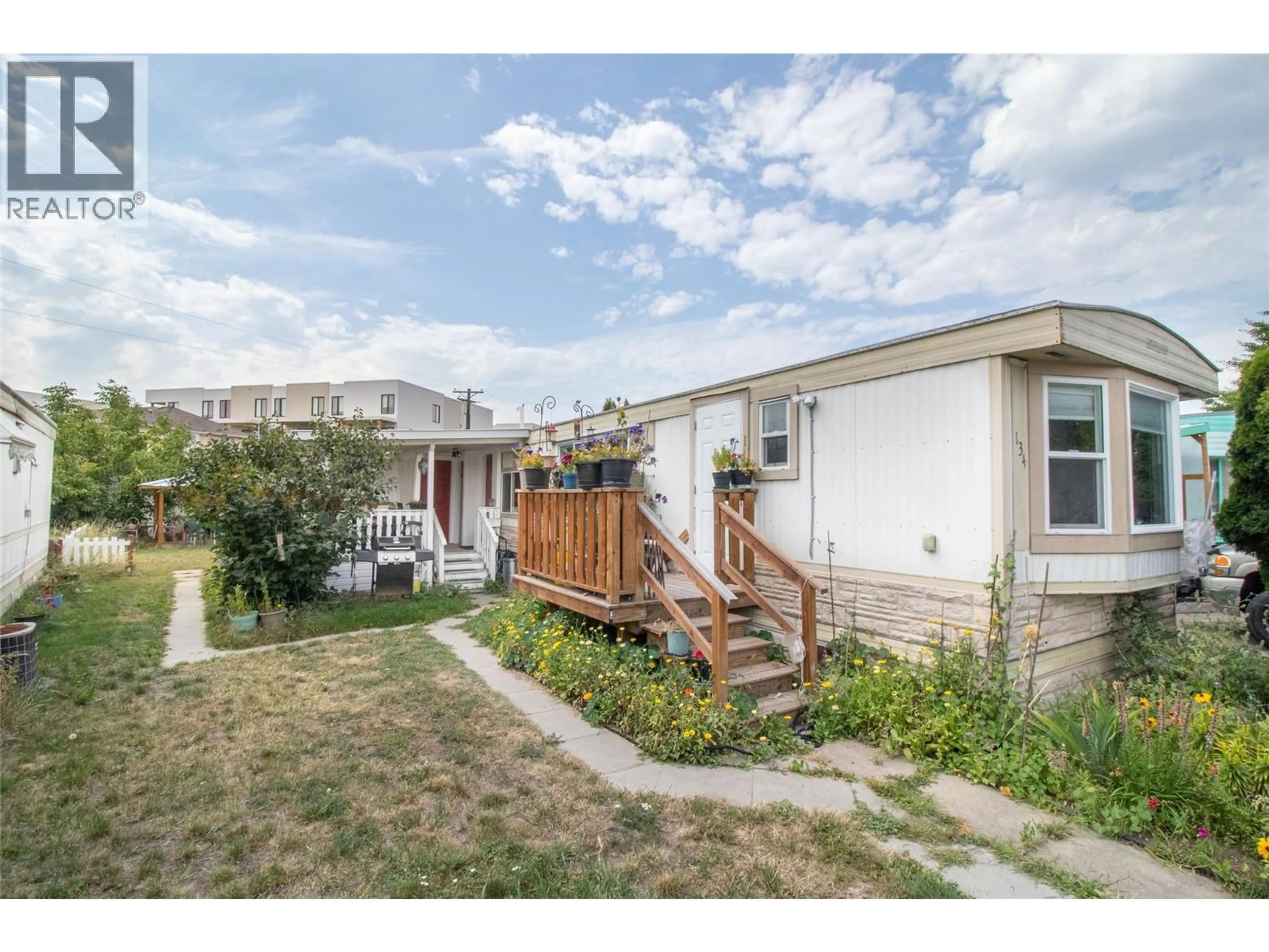 Unknown for 134 - 3745 LAKESHORE ROAD, Kelowna British Columbia V1W3K4