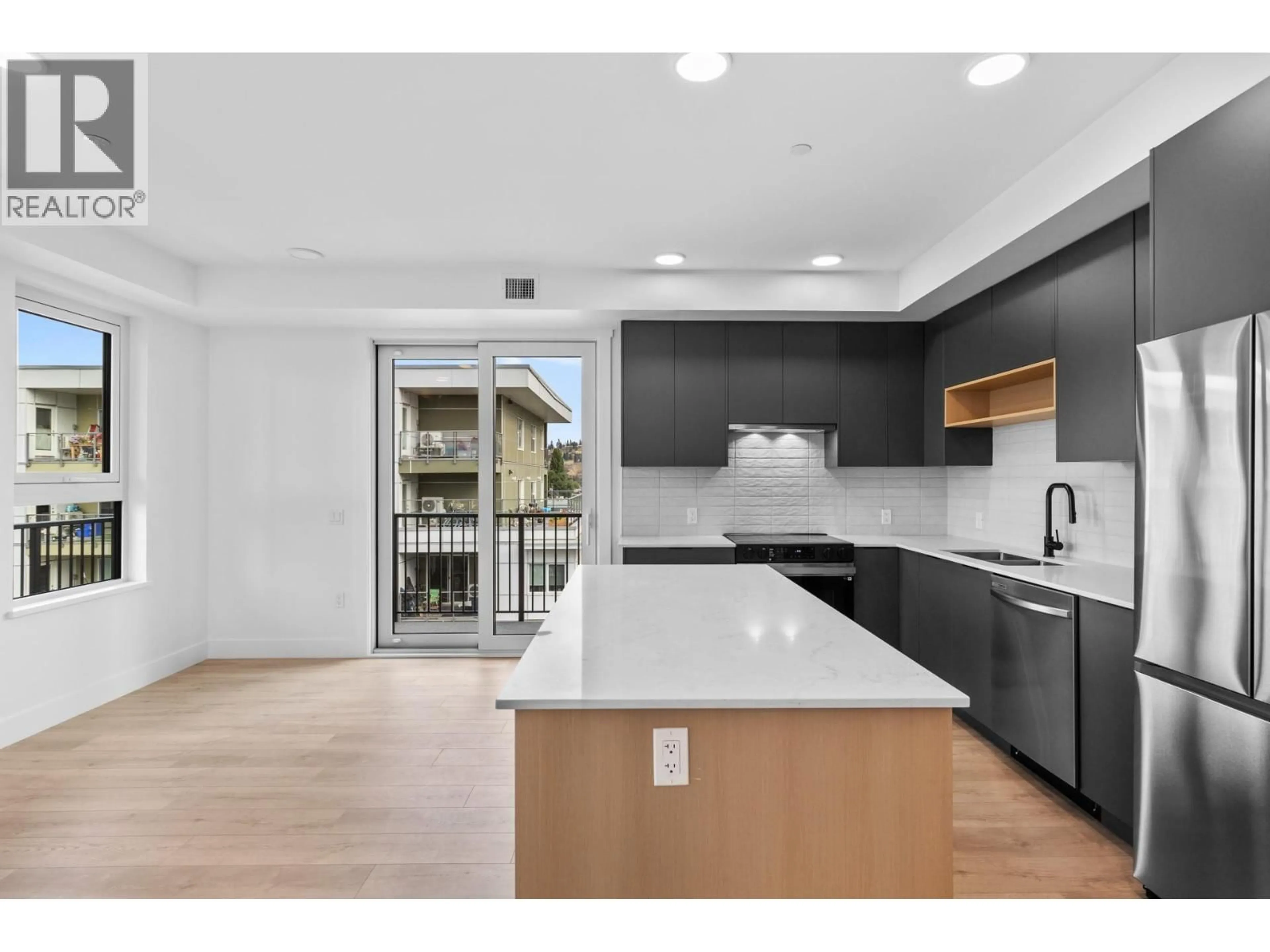 Open concept kitchen, unknown for 406 - 620 CORONATION AVENUE, Kelowna British Columbia V1Y7A1