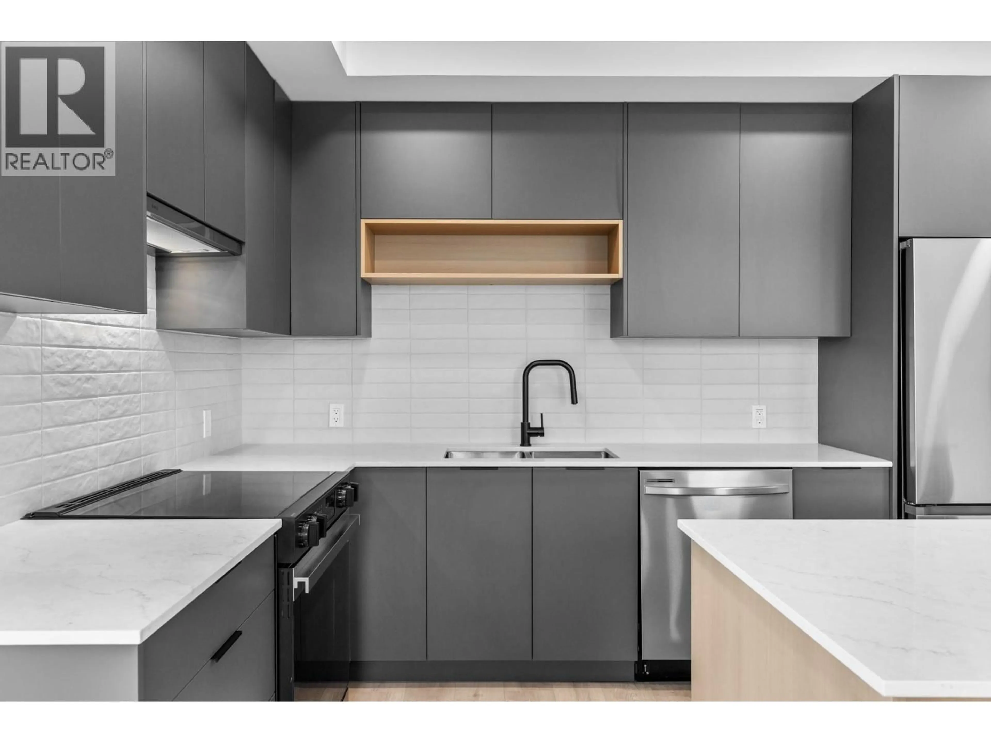 Standard kitchen, unknown for 406 - 620 CORONATION AVENUE, Kelowna British Columbia V1Y7A1