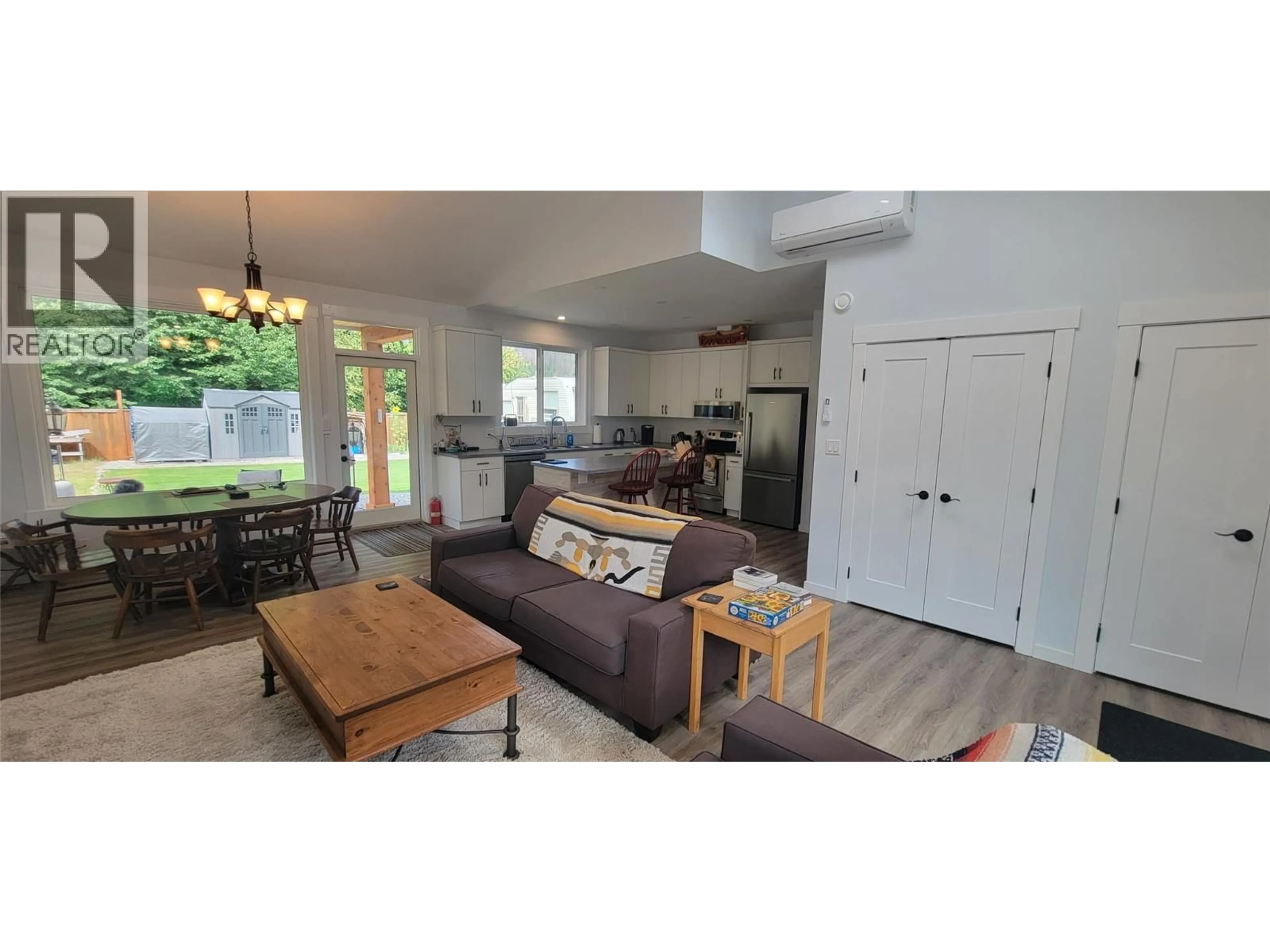 Open concept kitchen, unknown for 611 HUME STREET, Slocan British Columbia V0G2C0