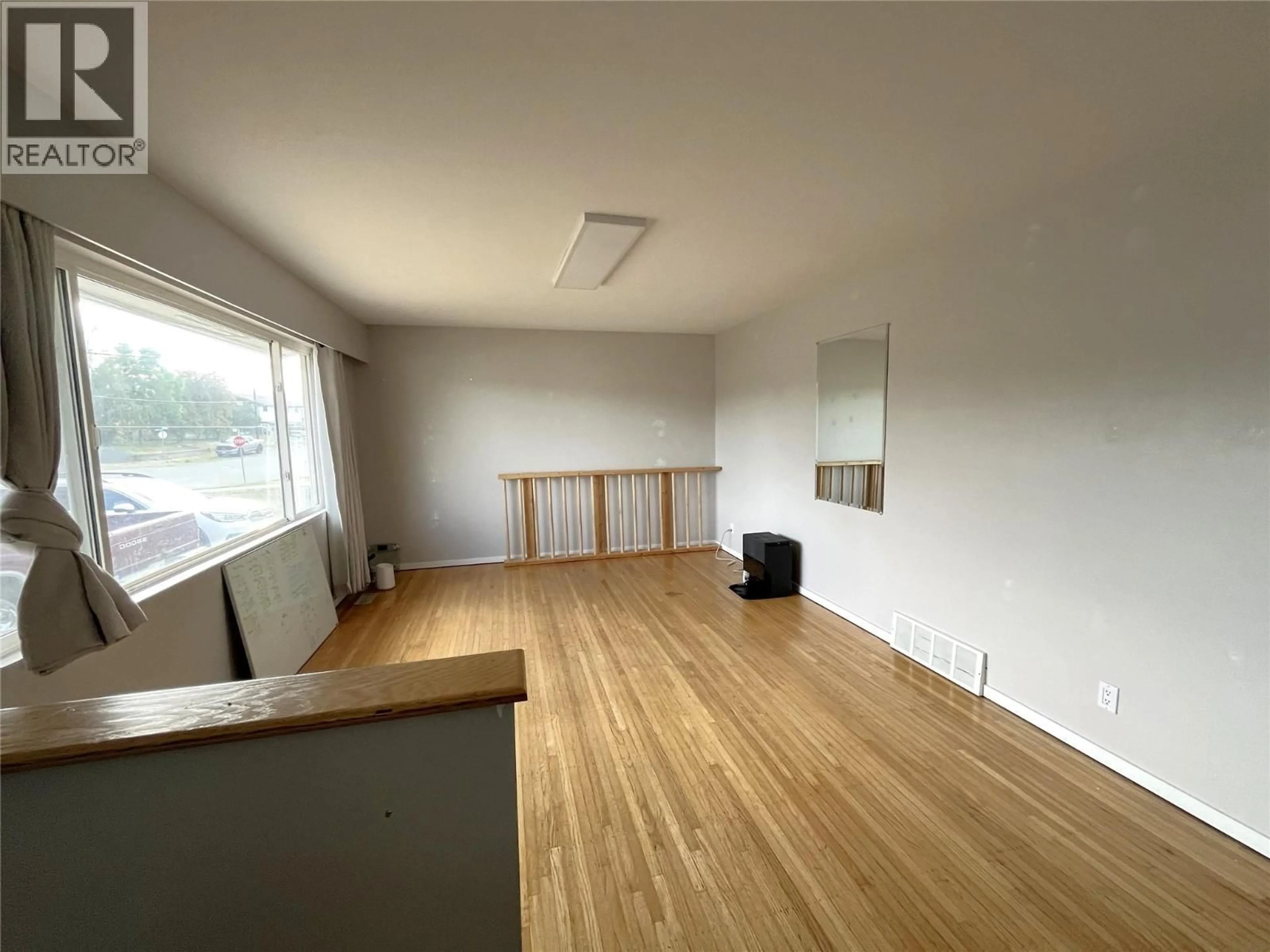 A pic of a room for 872 SELKIRK AVENUE, Kamloops British Columbia V2B1T9