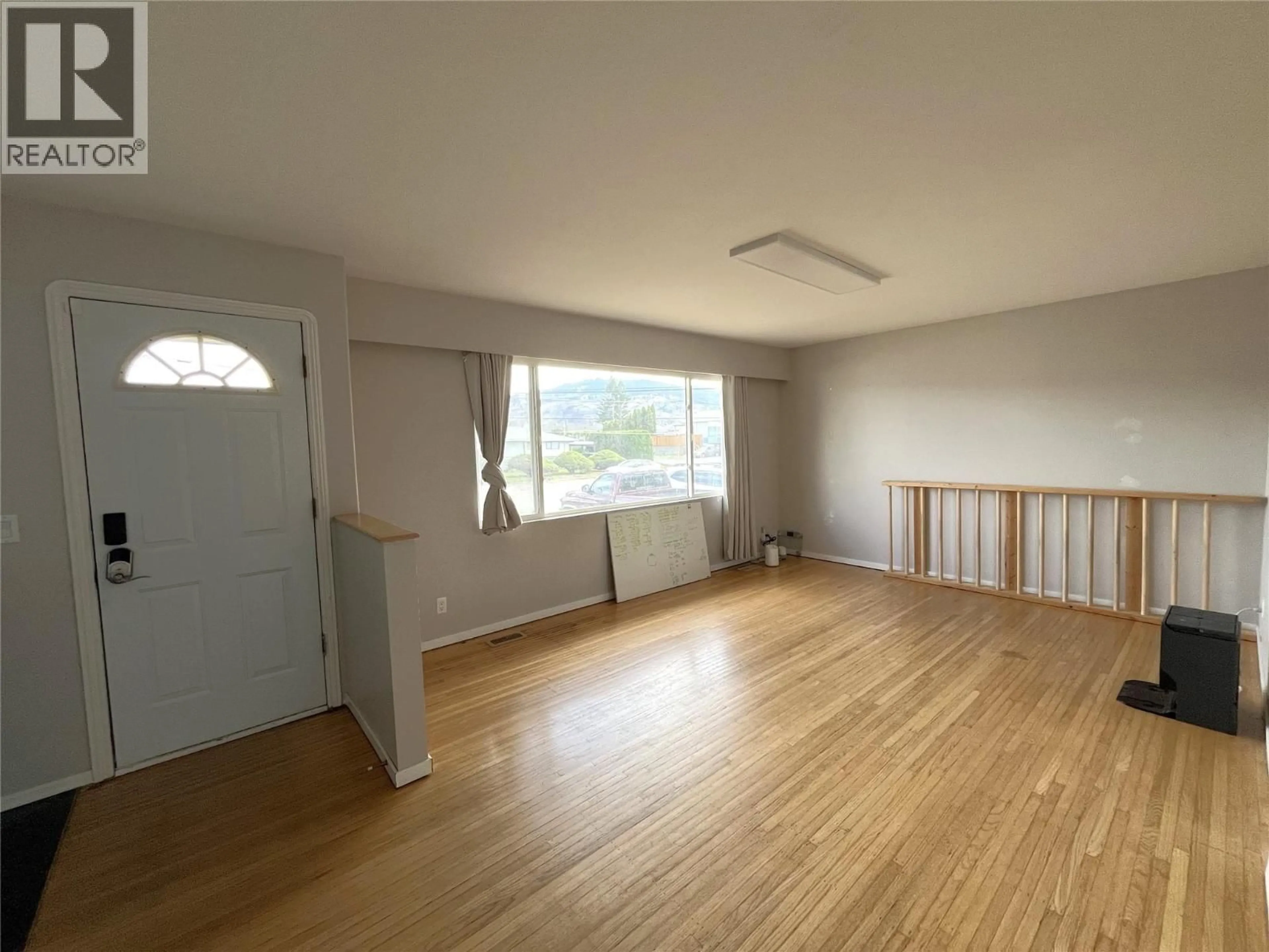 A pic of a room for 872 SELKIRK AVENUE, Kamloops British Columbia V2B1T9
