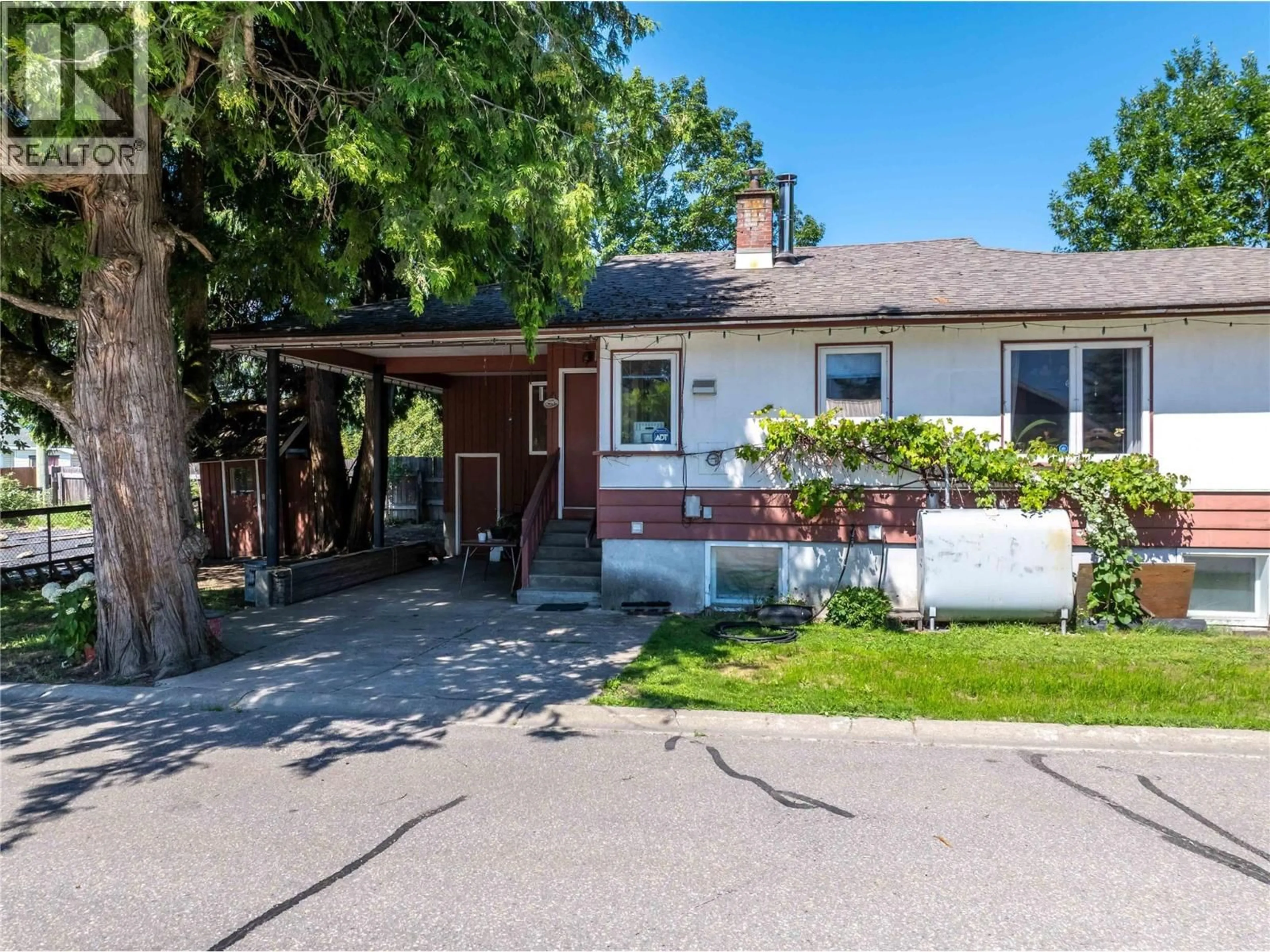 Unknown for 1001 VICTORIA ROAD, Revelstoke British Columbia V0E2S0