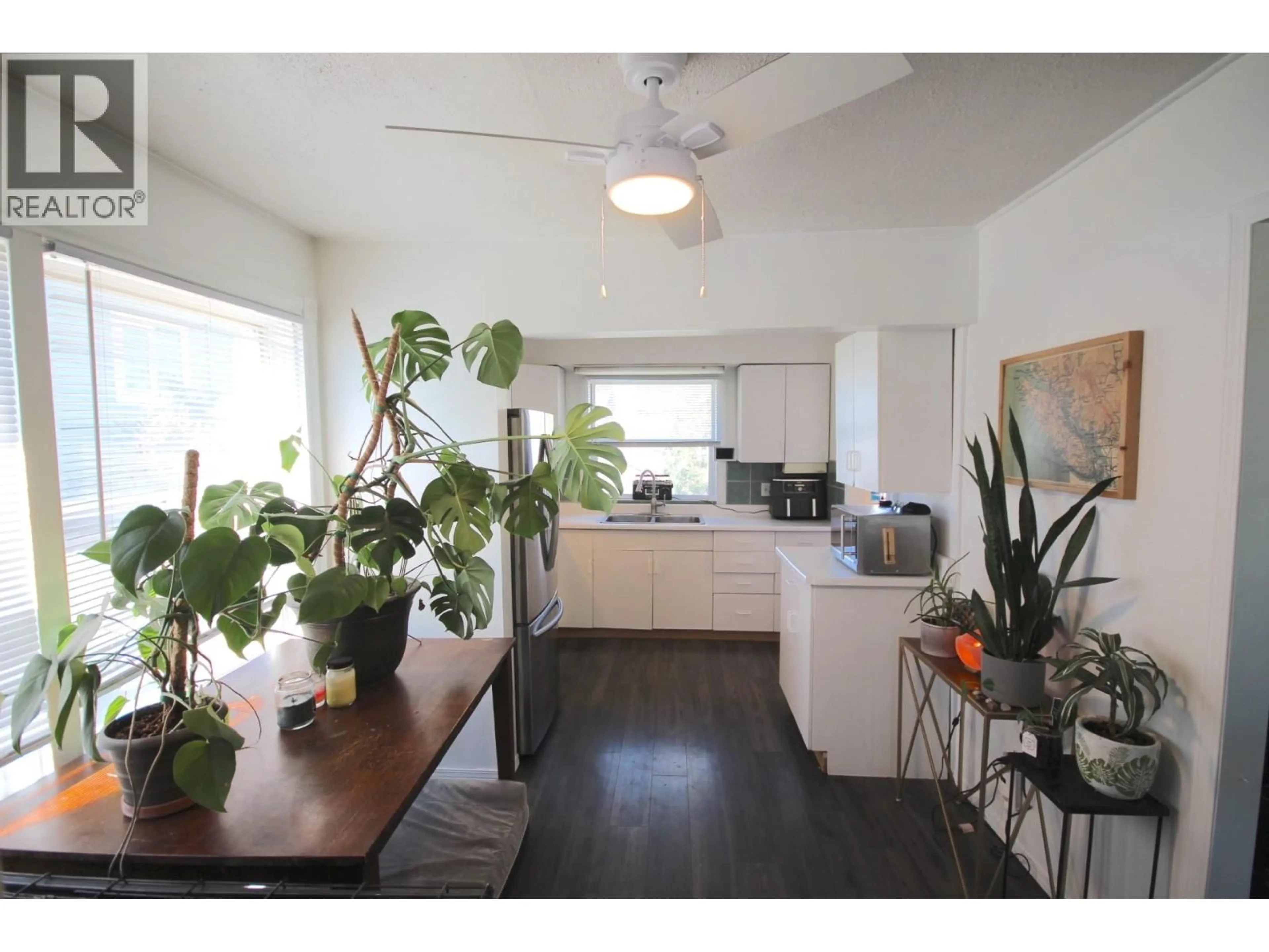Open concept kitchen, unknown for 1322 106 AVENUE, Dawson Creek British Columbia V1G2P1