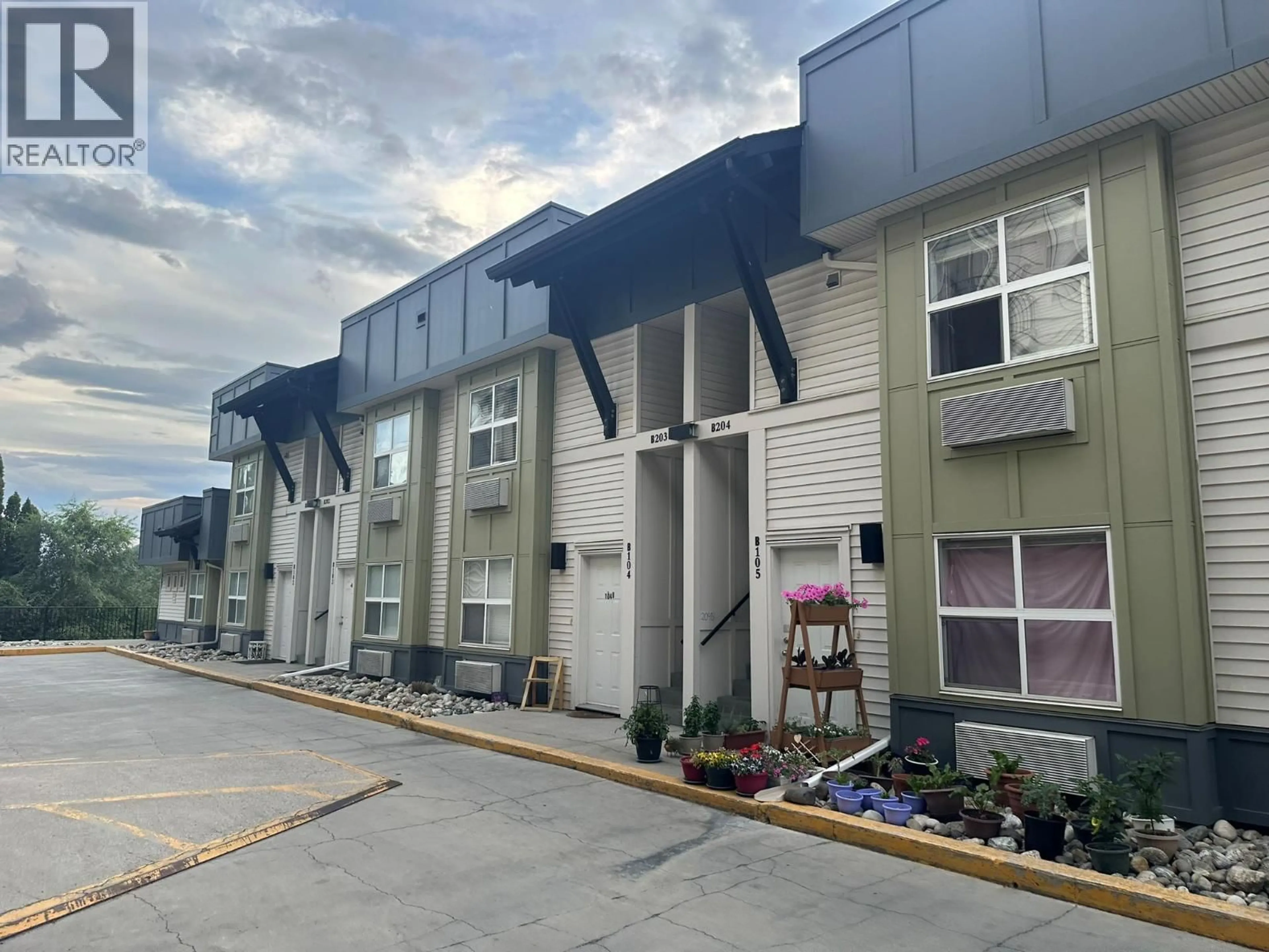 Patio, unknown for B-203 - 1477 GLENMORE ROAD NORTH, Kelowna British Columbia V1V2C5