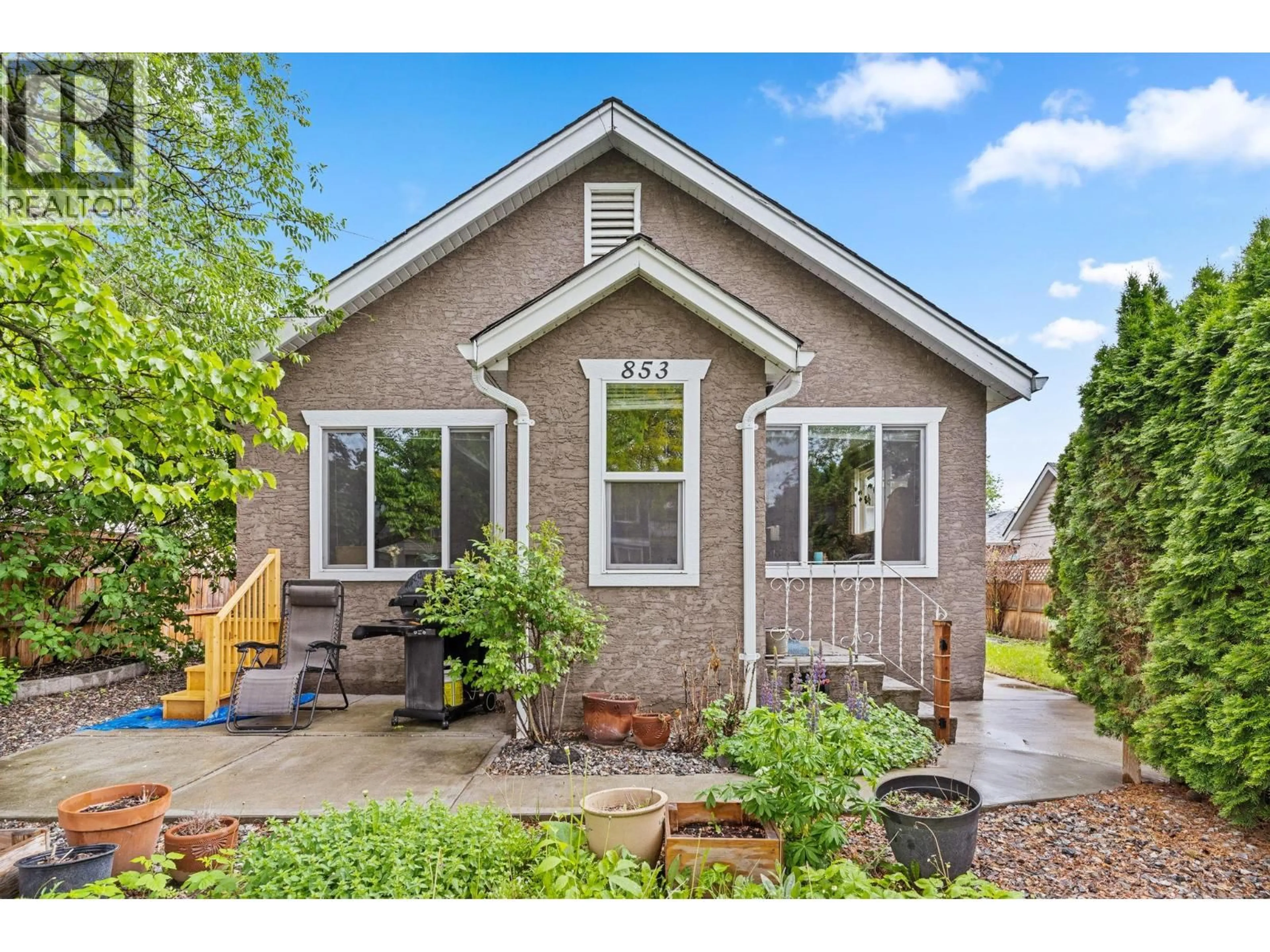 Home with brick exterior material, street for 853 WILSON AVENUE, Kelowna British Columbia V1Y6X8