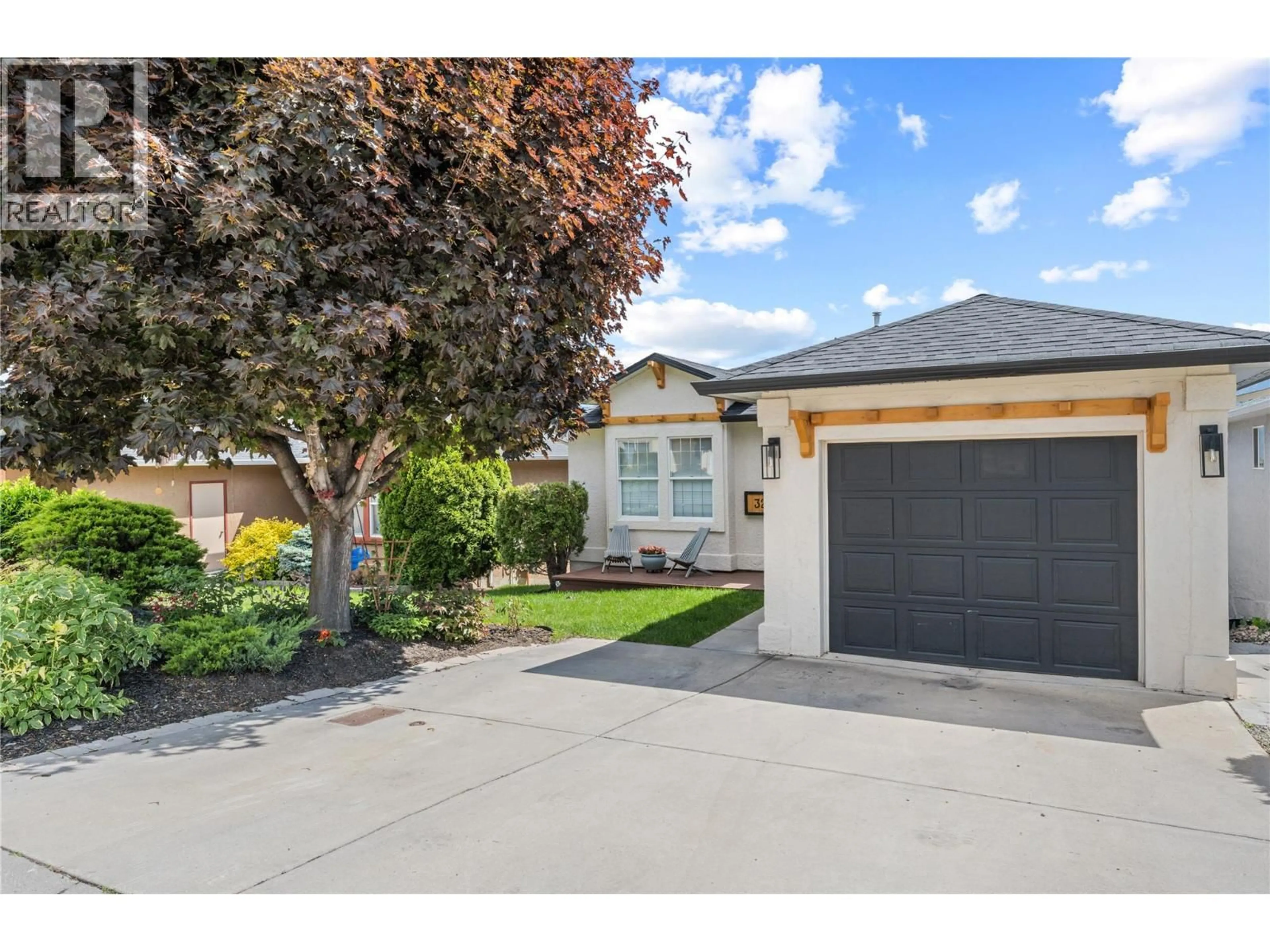 Unknown for 327 - 2440 OLD OKANAGAN HIGHWAY, West Kelowna British Columbia V4T1X6