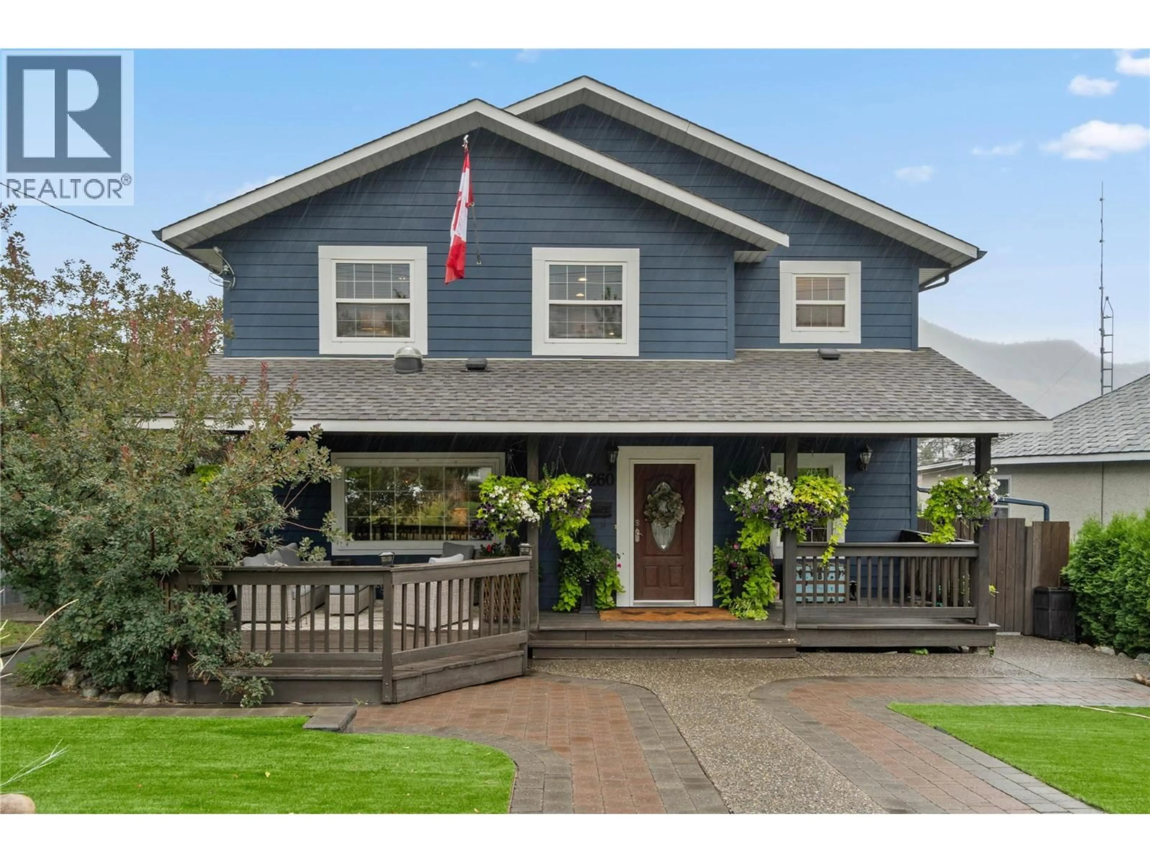 Home with vinyl exterior material, street for 1260 PINE STREET, Kamloops British Columbia V2C3A9