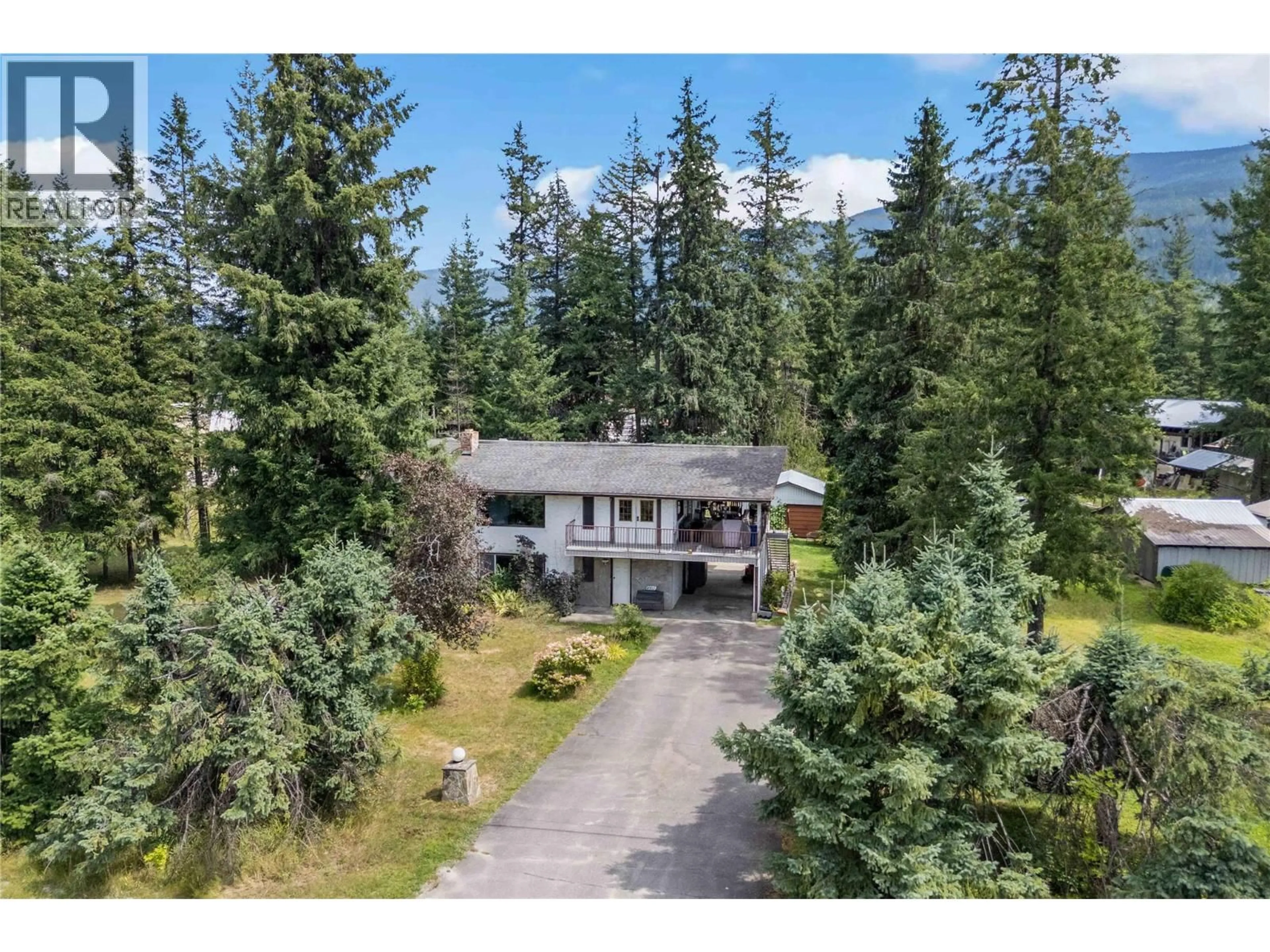 A pic from outside/outdoor area/front of a property/back of a property/a pic from drone, unknown for 4102 MALAKWA ROAD, Malakwa British Columbia V0E2J0