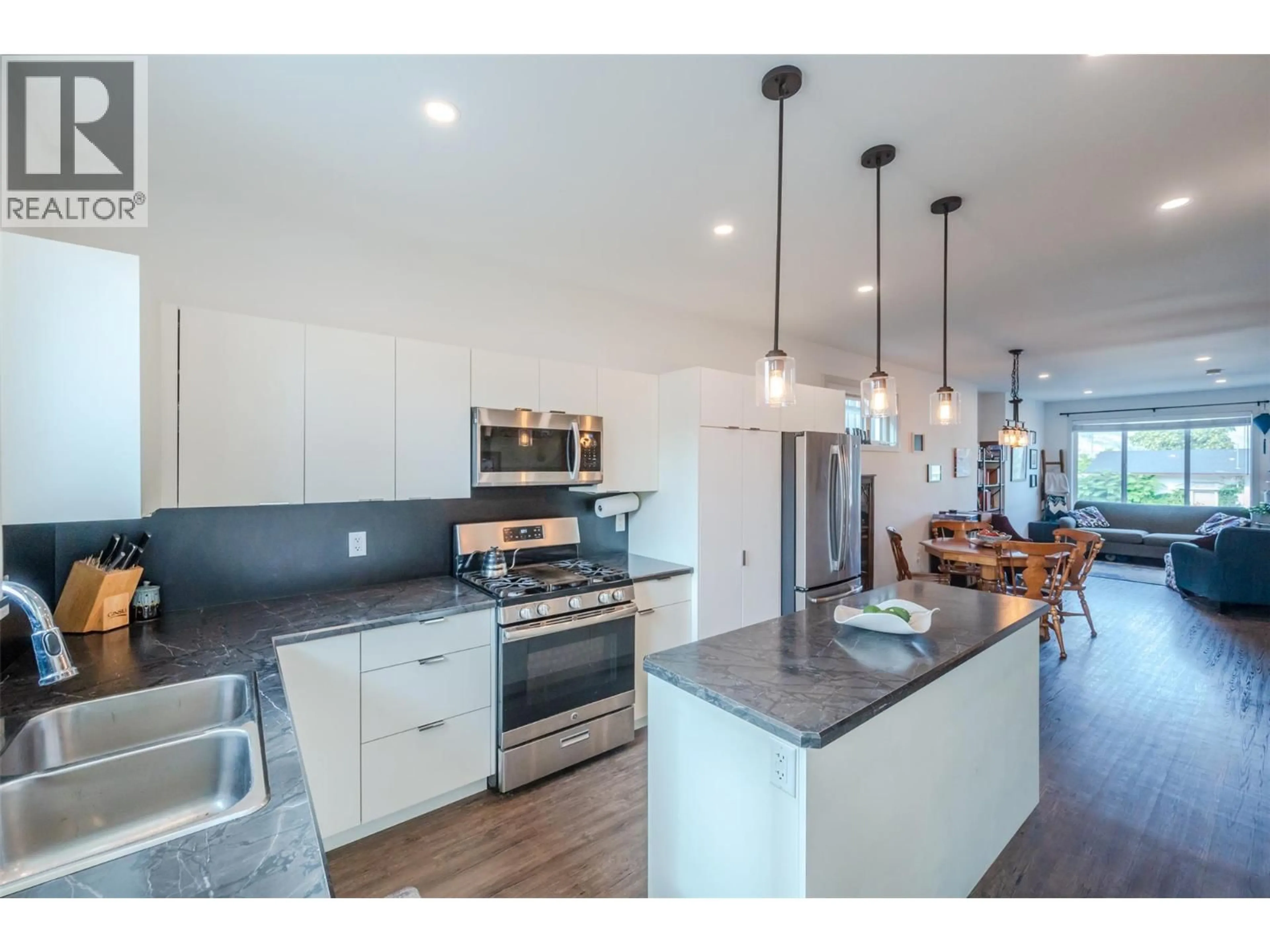 Open concept kitchen, unknown for 102 - 1228 GOVERNMENT STREET STREET, Penticton British Columbia V2A4V4
