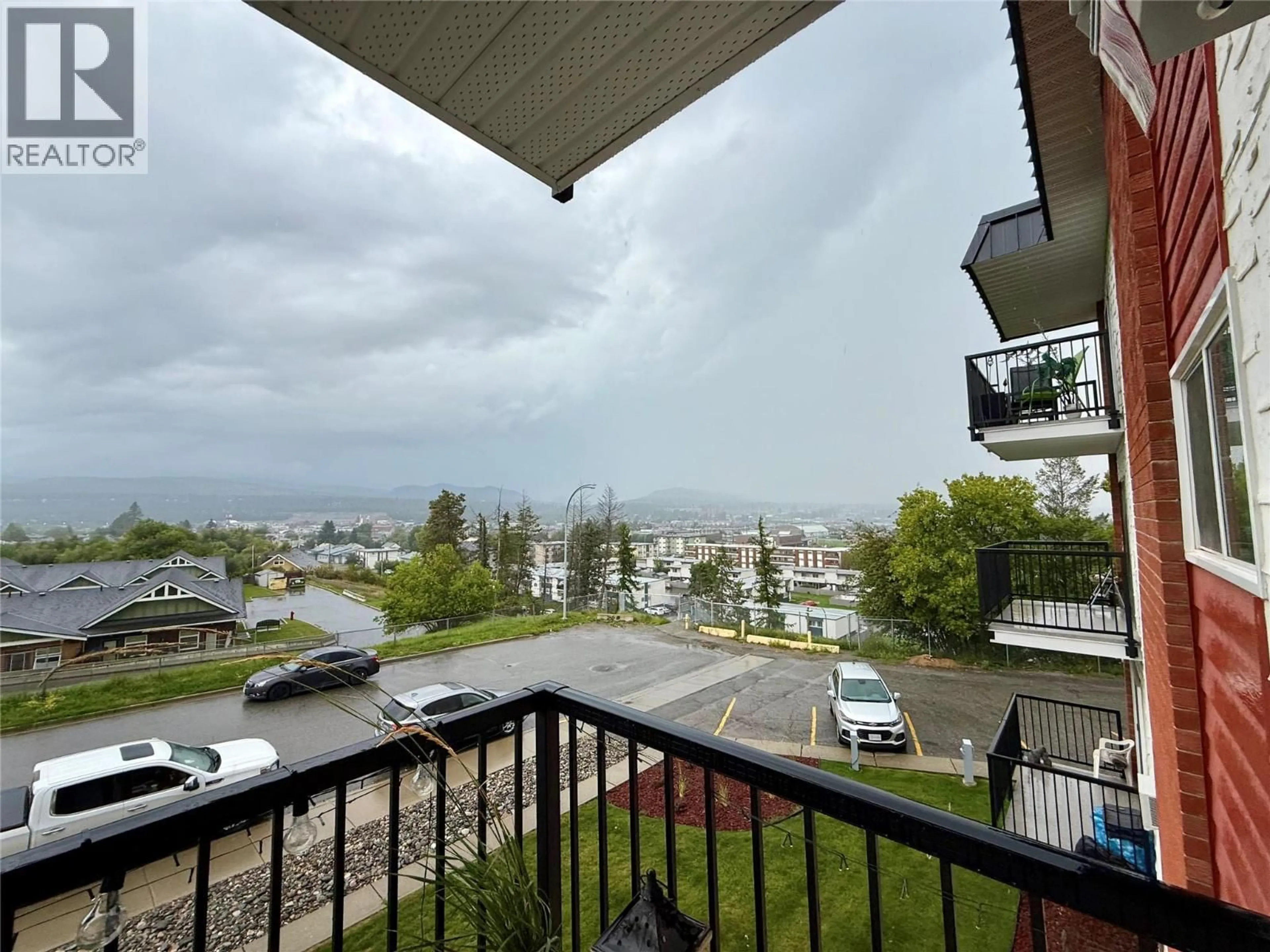 Balcony in the apartment, unknown for 304 - 112 17TH AVENUE SOUTH, Cranbrook British Columbia V1C3A5