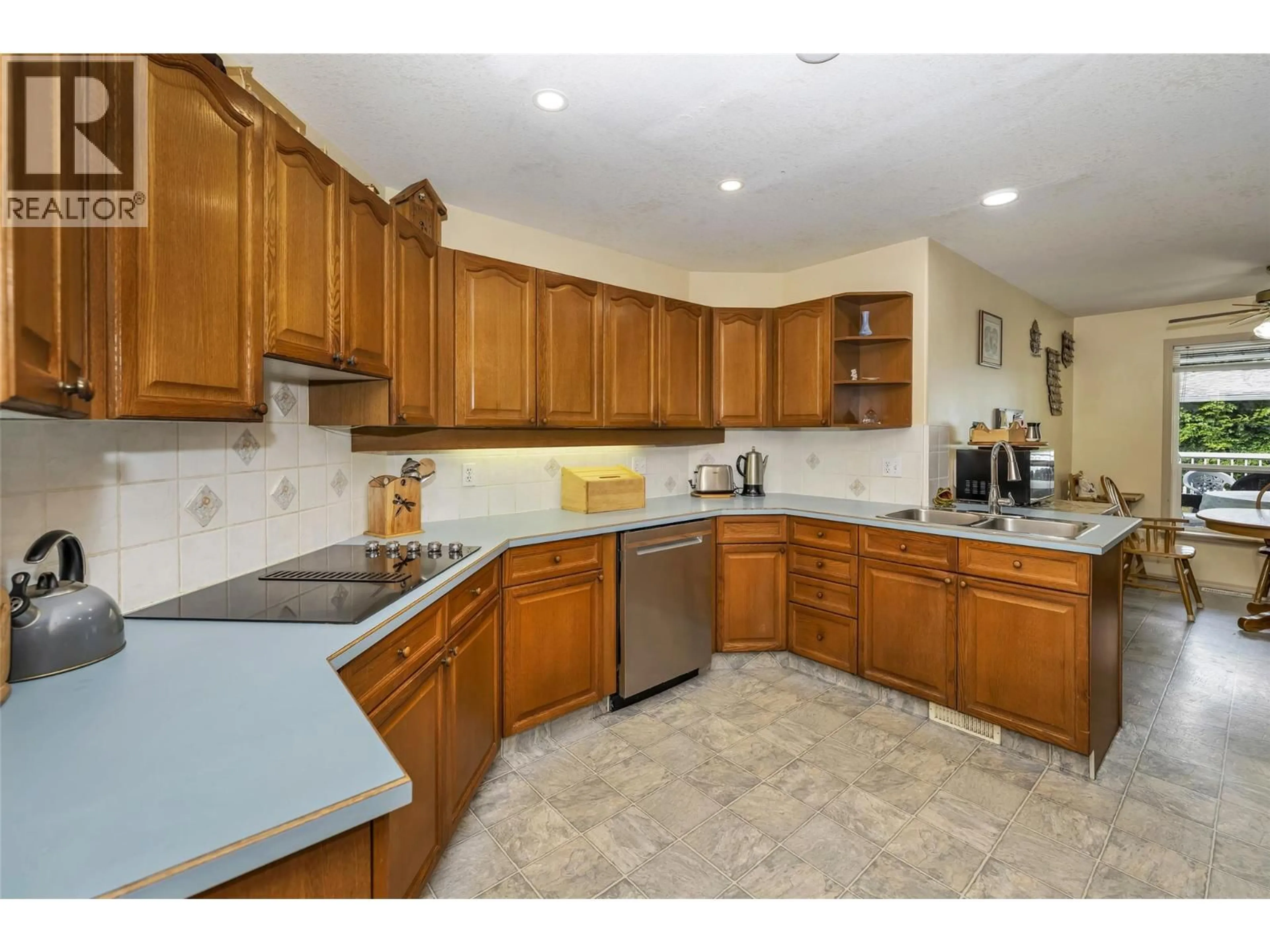 Standard kitchen, ceramic/tile floor for 2260 WILSON AVENUE, Armstrong British Columbia V0E1B1