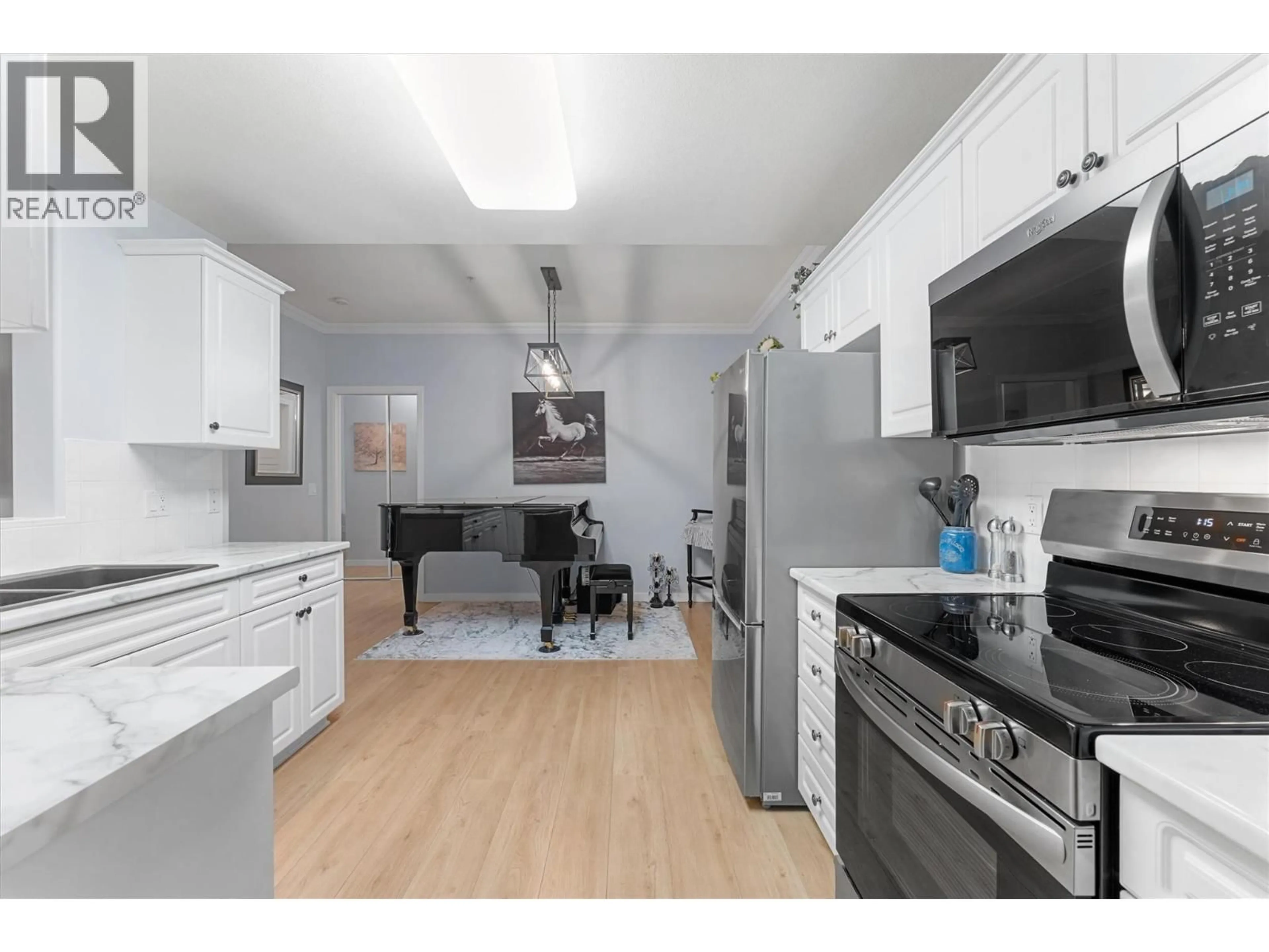 Unknown for 113 - 1962 ENTERPRISE WAY, Kelowna British Columbia V1Y9S6