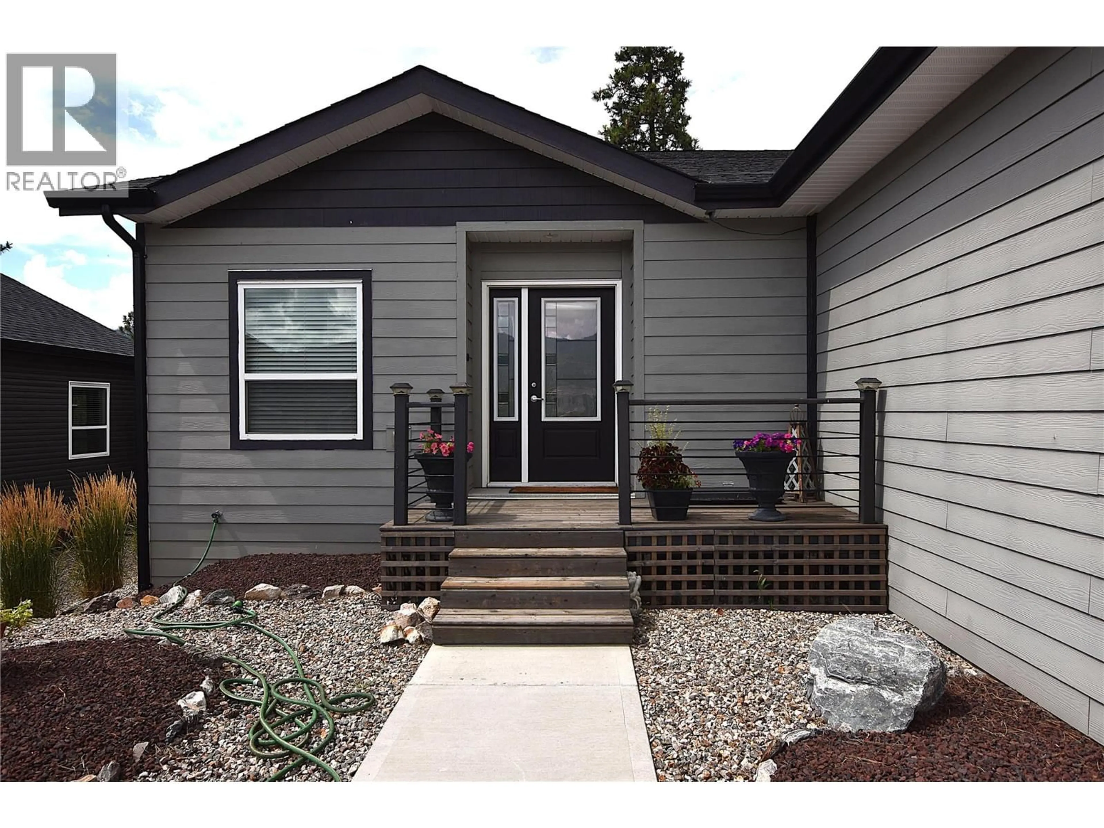 Home with vinyl exterior material, street for 170 - 9510 HIGHWAY 97N OTHER, Vernon British Columbia V1H1R8