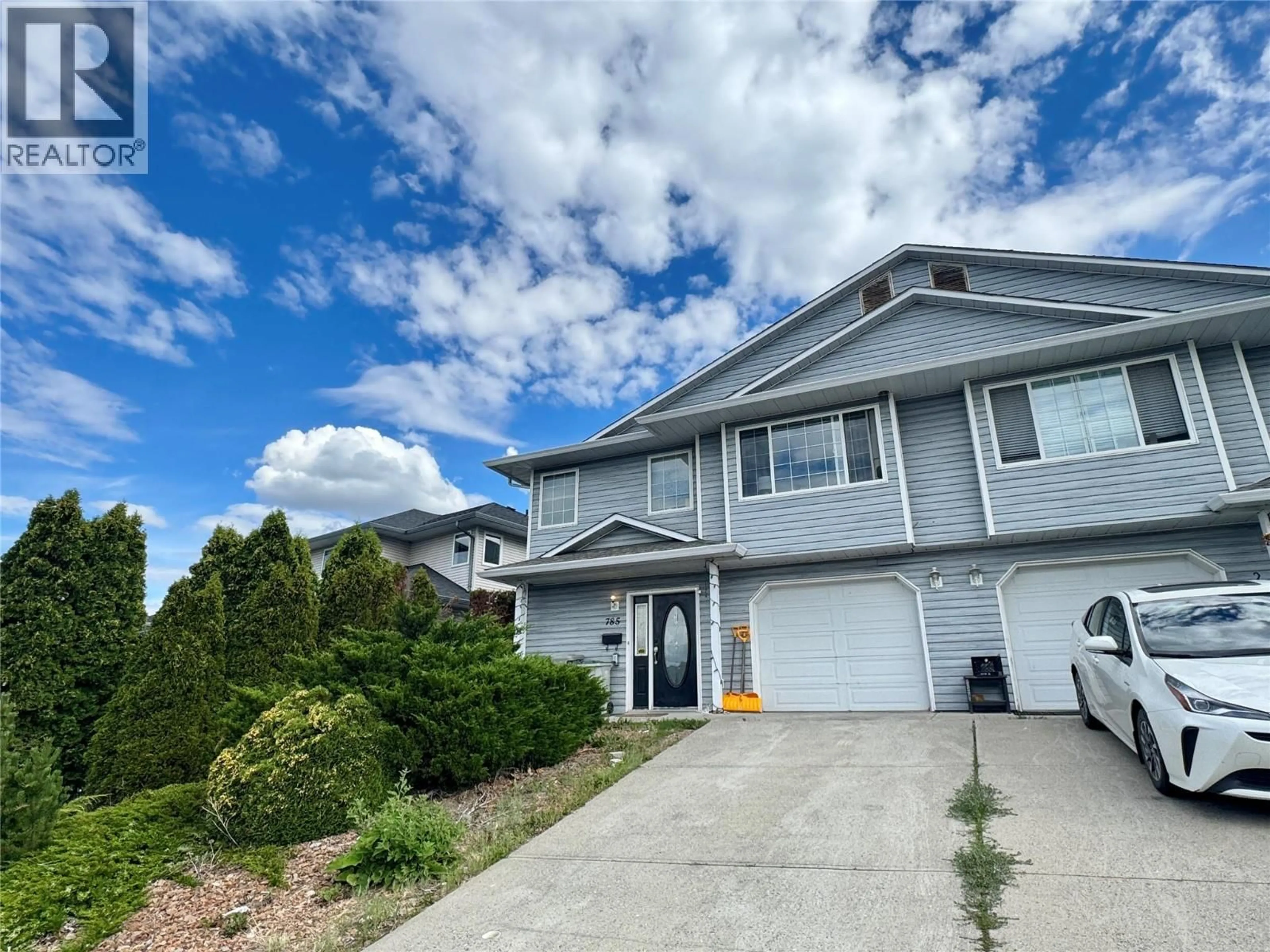 Home with vinyl exterior material, mountain view for 785 DUNROBIN DRIVE, Kamloops British Columbia V1S1V8