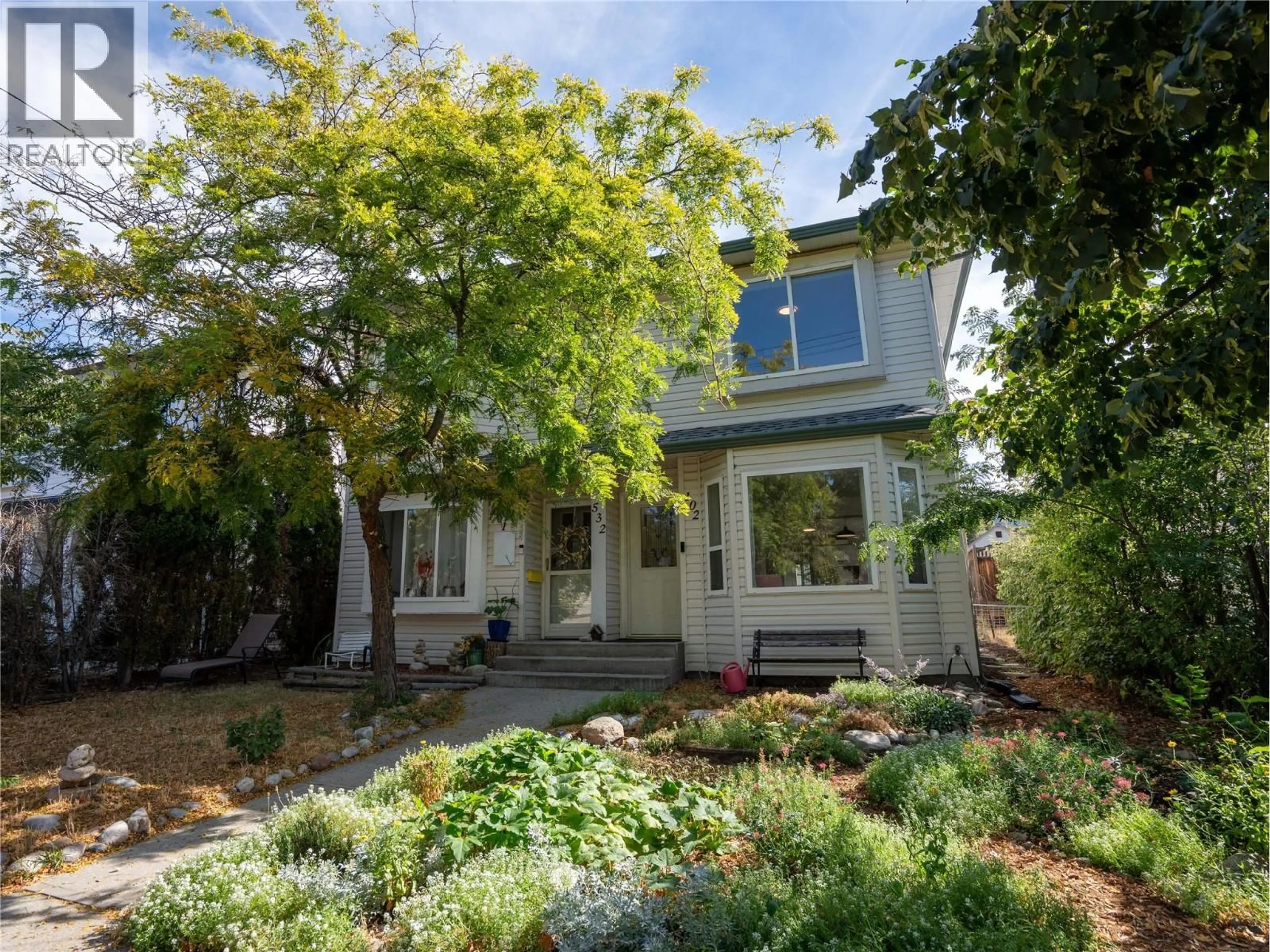 Unknown for 102 - 532 PAPINEAU STREET, Penticton British Columbia V2A4X5