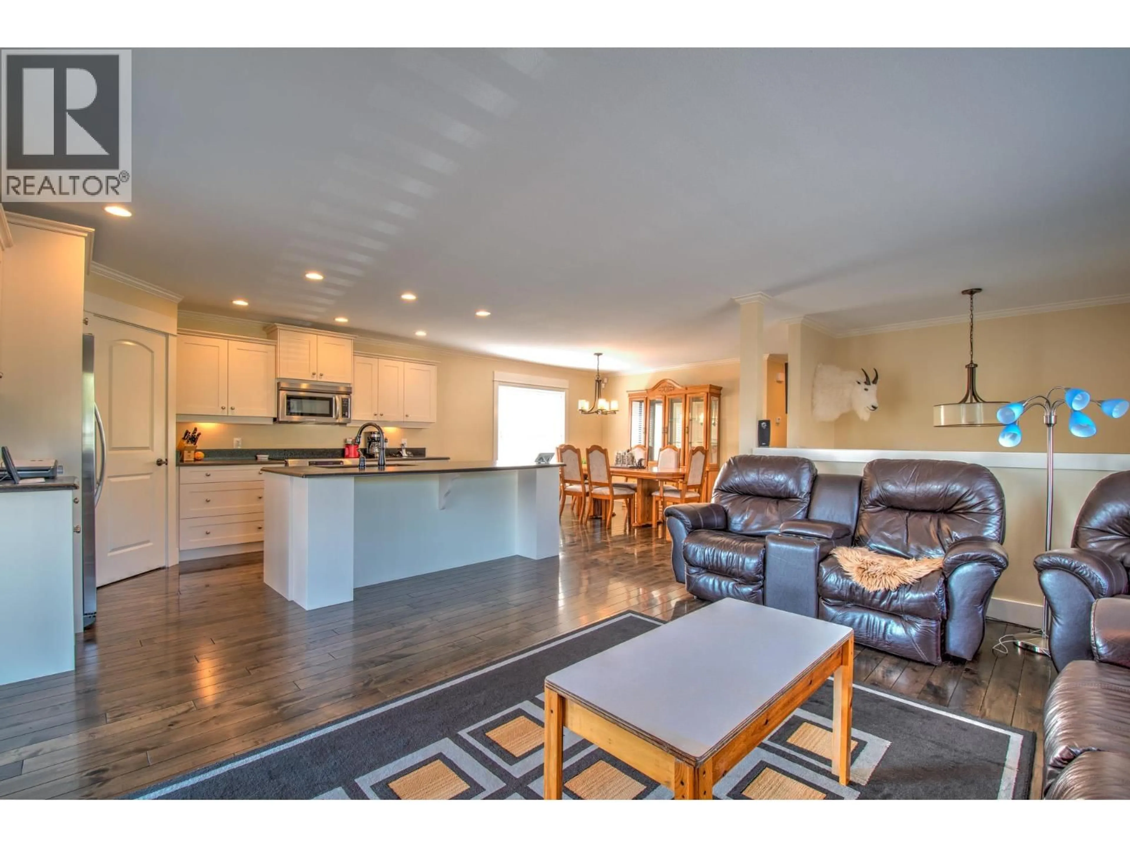 Open concept kitchen, unknown for 5409 WILLOW DRIVE, Vernon British Columbia V1T2E4