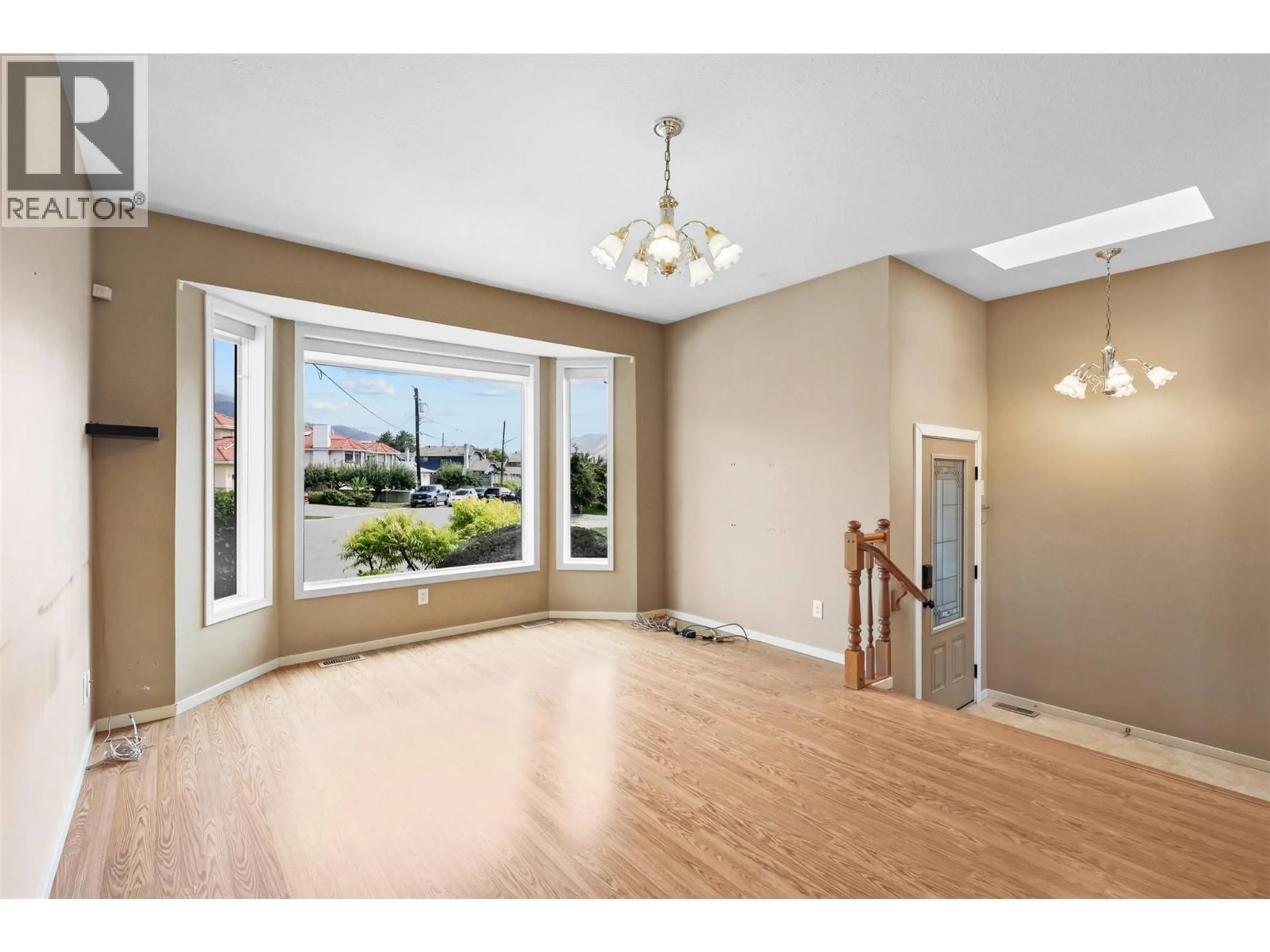 Unknown for 1550 NICOLANI COURT, Kamloops British Columbia V2B8H8