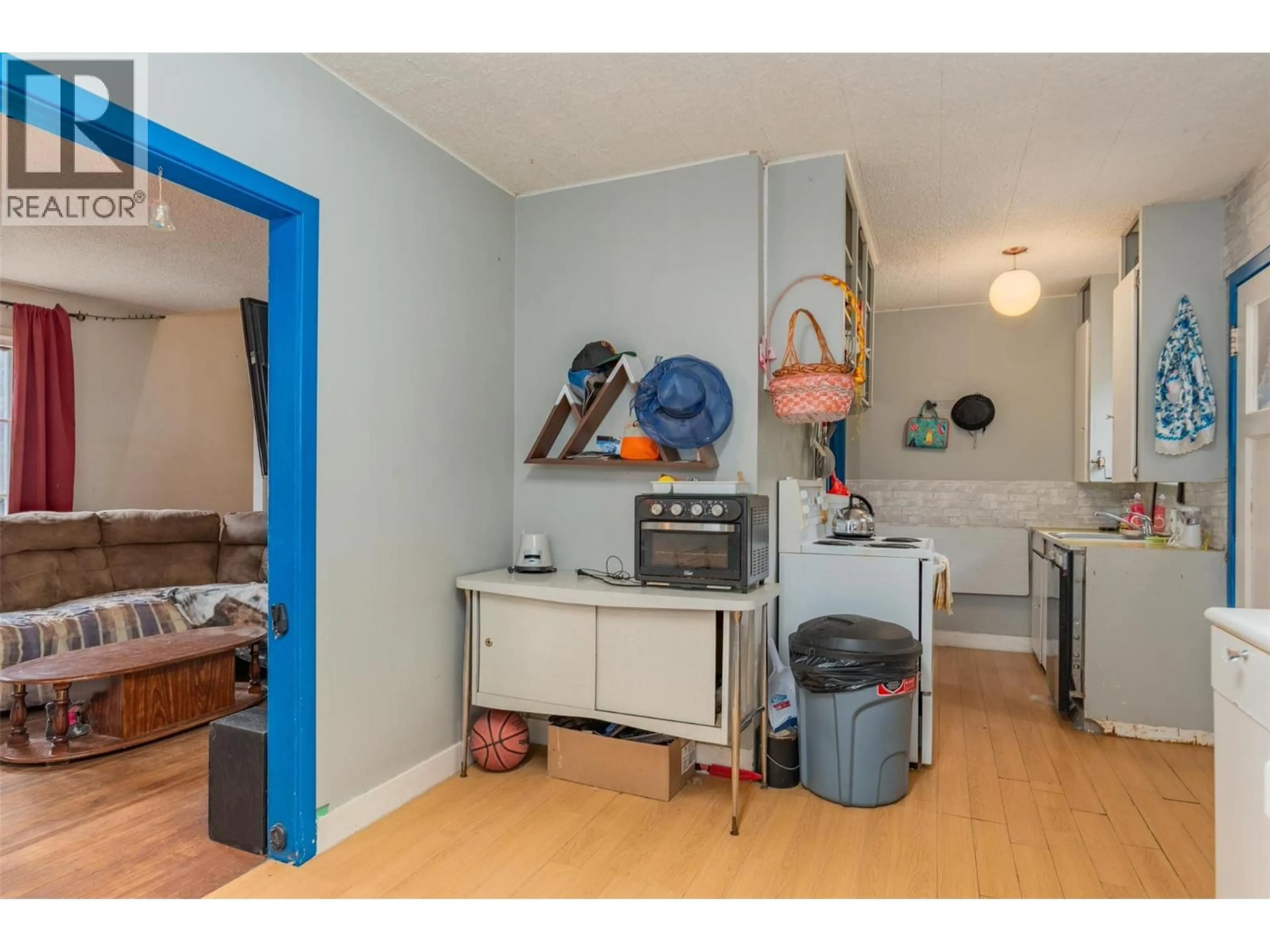 Unknown for 2150 THOMPSON AVENUE, Rossland British Columbia V0G1Y0