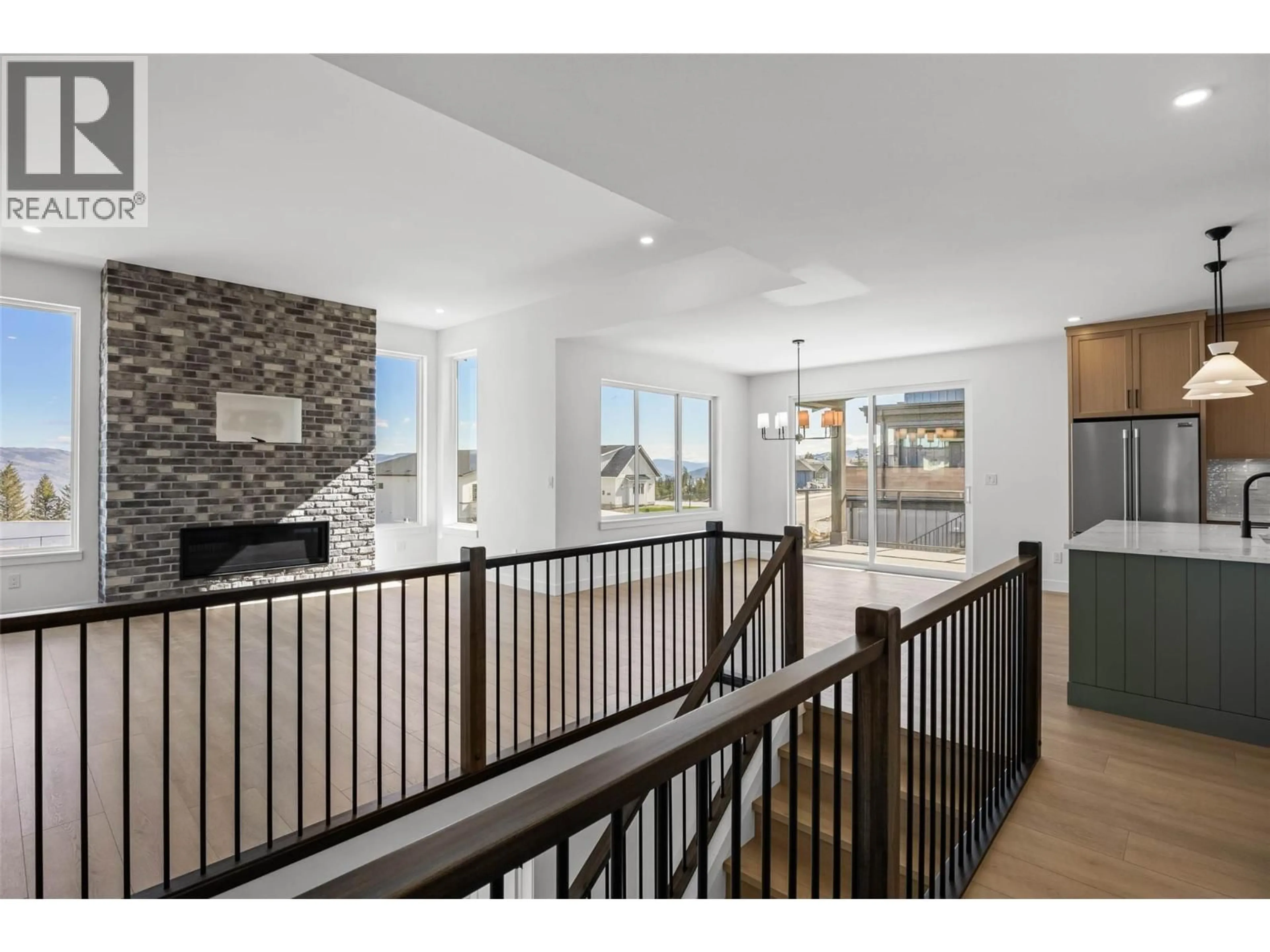 Open concept kitchen, unknown for 1298 BRECHIN PLACE, Kamloops British Columbia V1S1J9